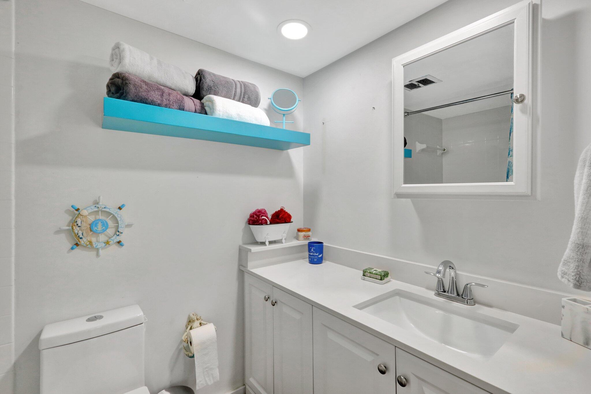 11000 S Ocean Drive 1d Property Photo 13