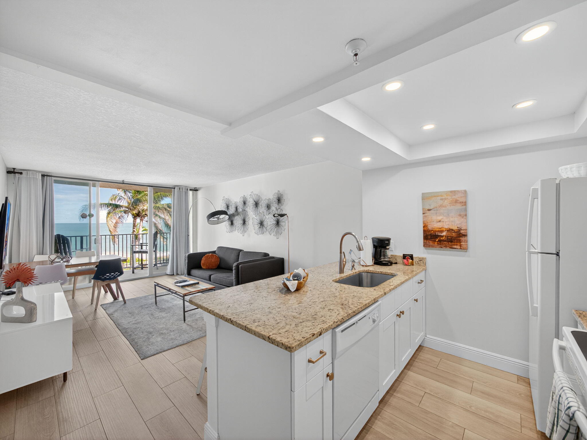 9800 S Ocean Drive 302 Property Photo 6