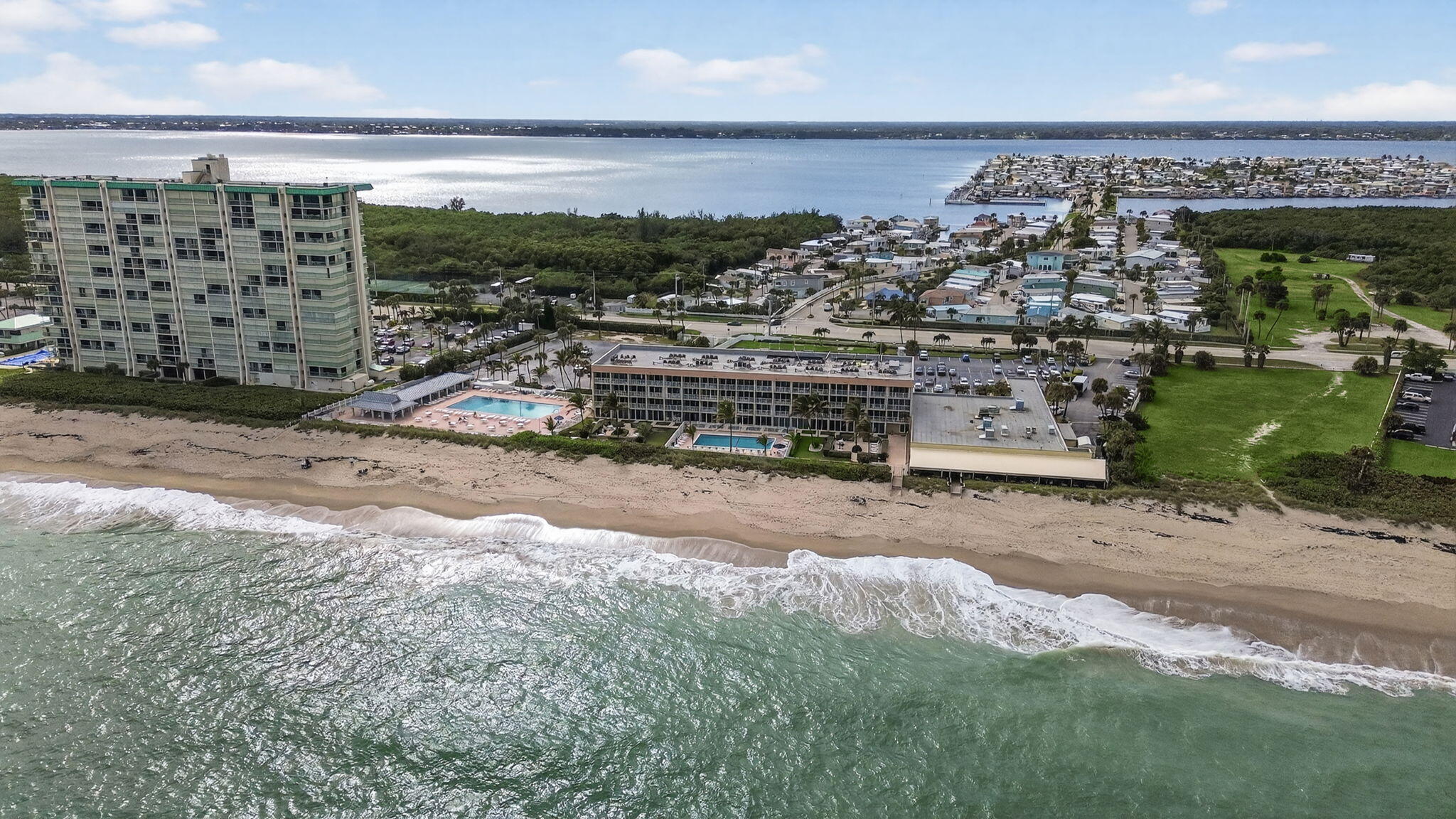 9800 S Ocean Drive 302 Property Photo 19