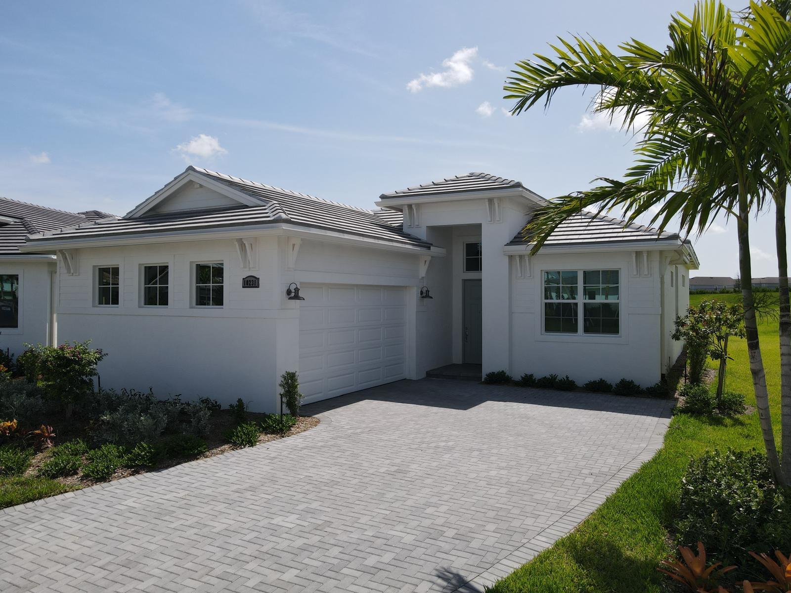 10231 SW Latium Way Property Photo 1