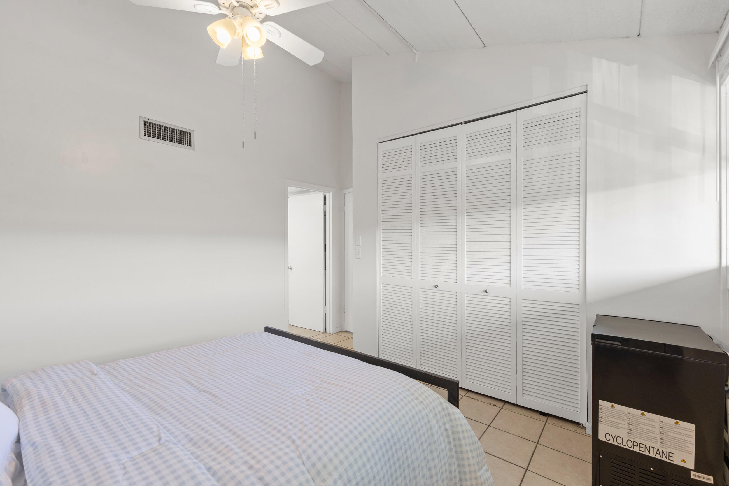 1456 Ne Ocean Boulevard 9-202 Property Photo 12