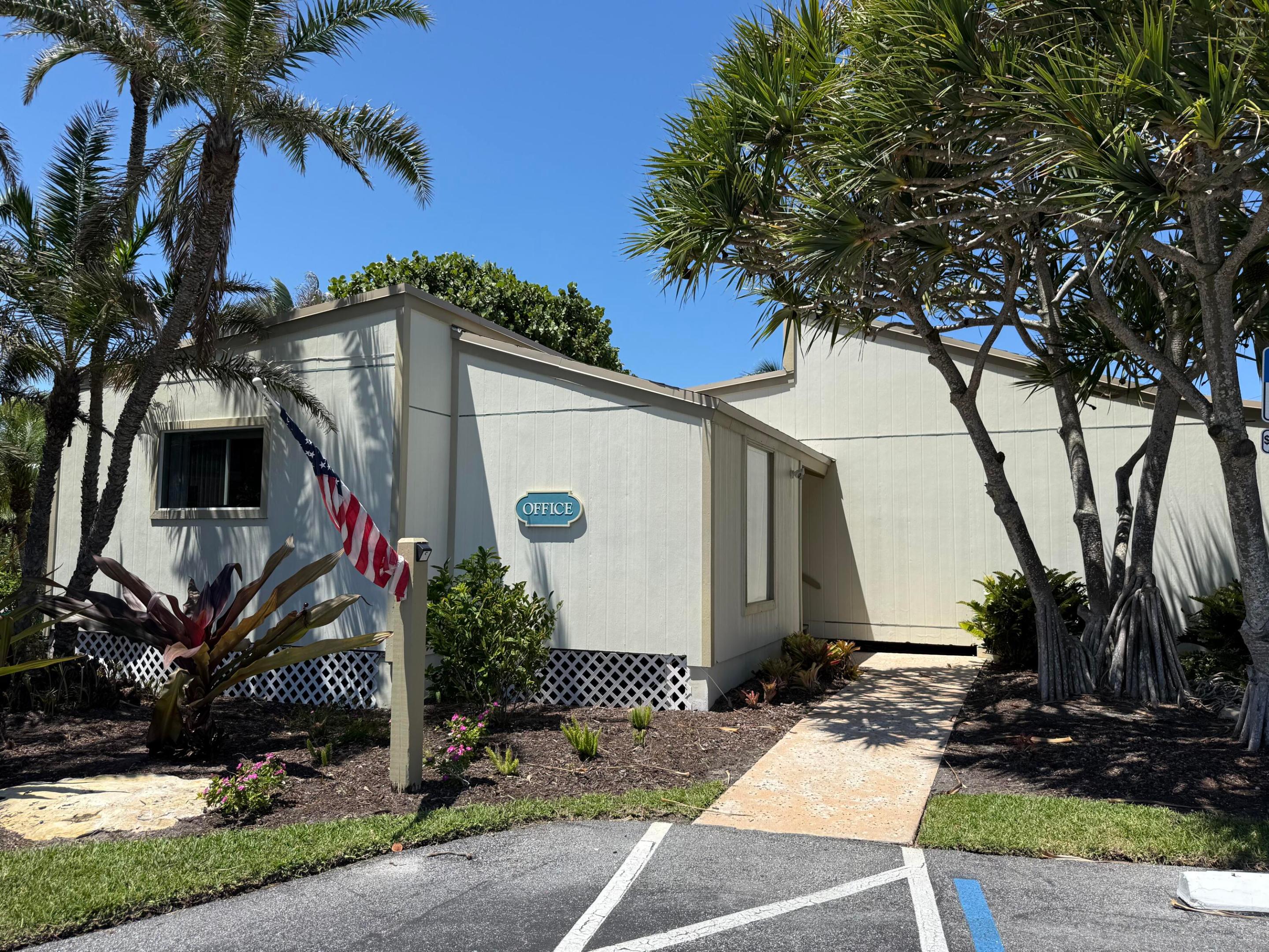 1456 Ne Ocean Boulevard 9-202 Property Photo 25
