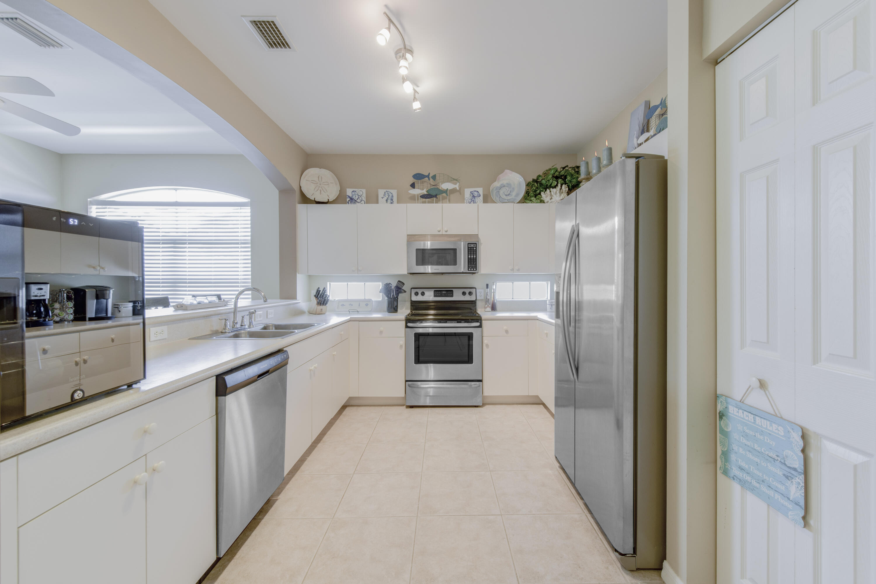 601 Southstar Drive Property Photo 12