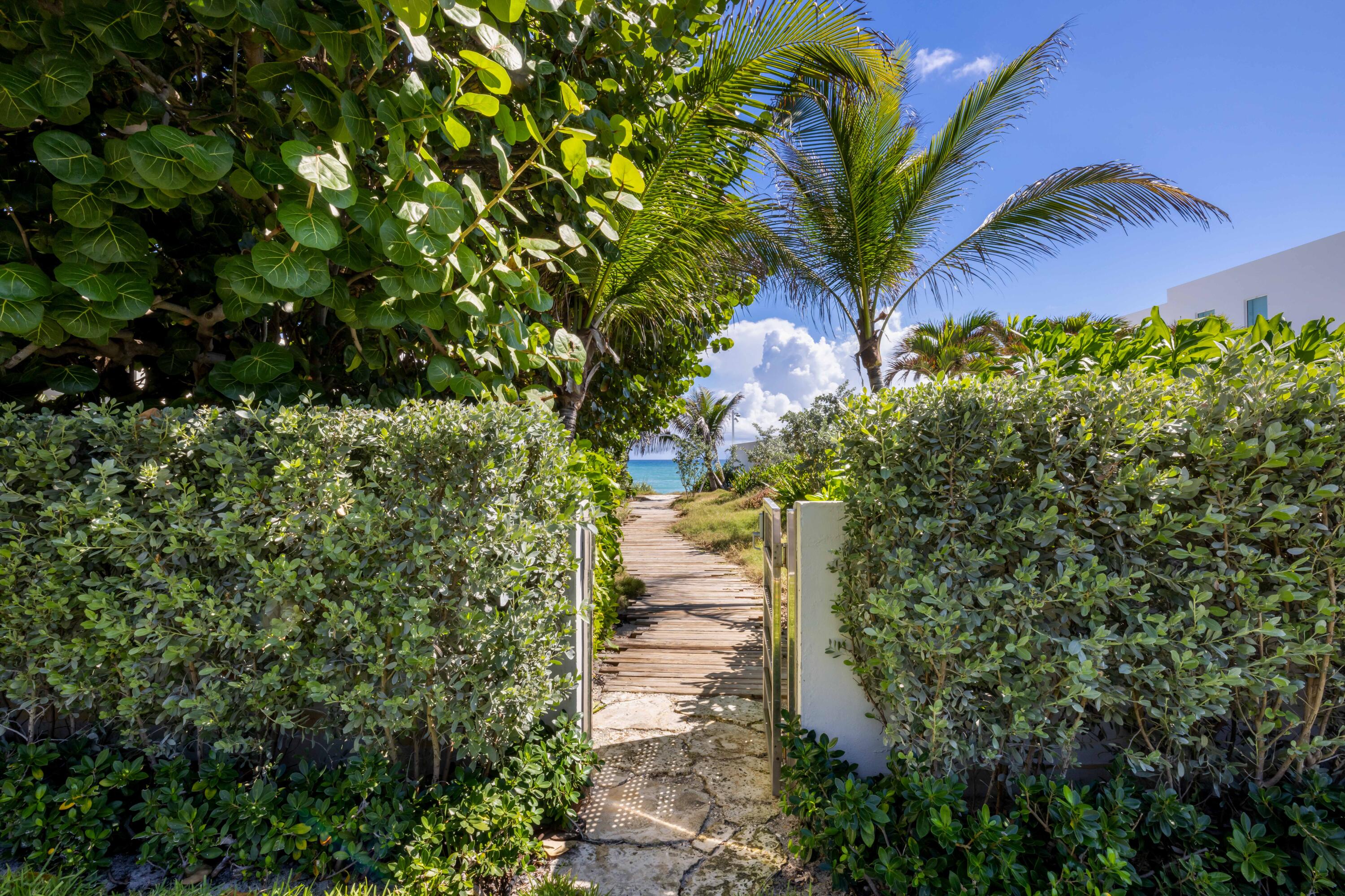 1048 S Ocean Boulevard Property Photo 2