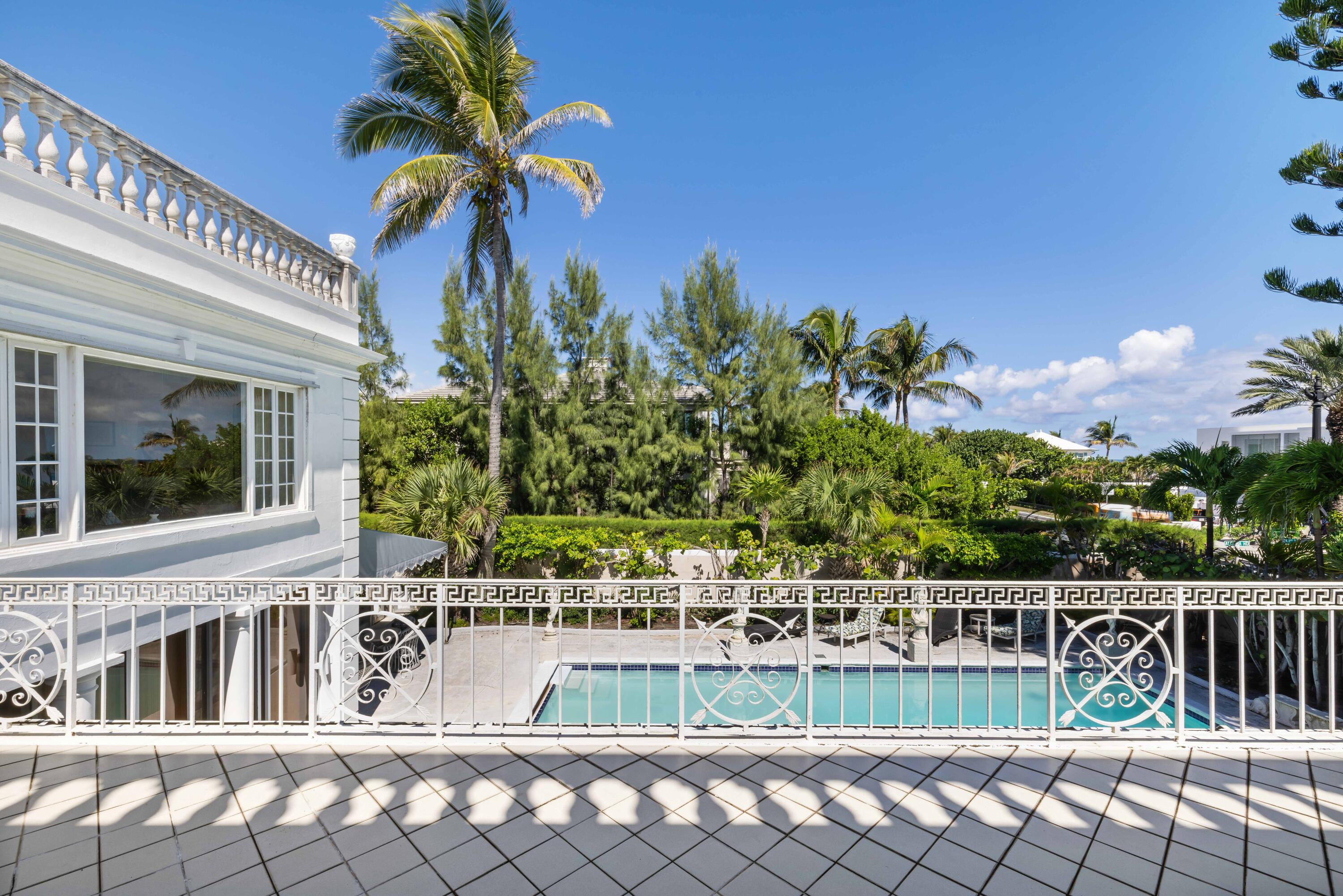 1048 S Ocean Boulevard Property Photo 8