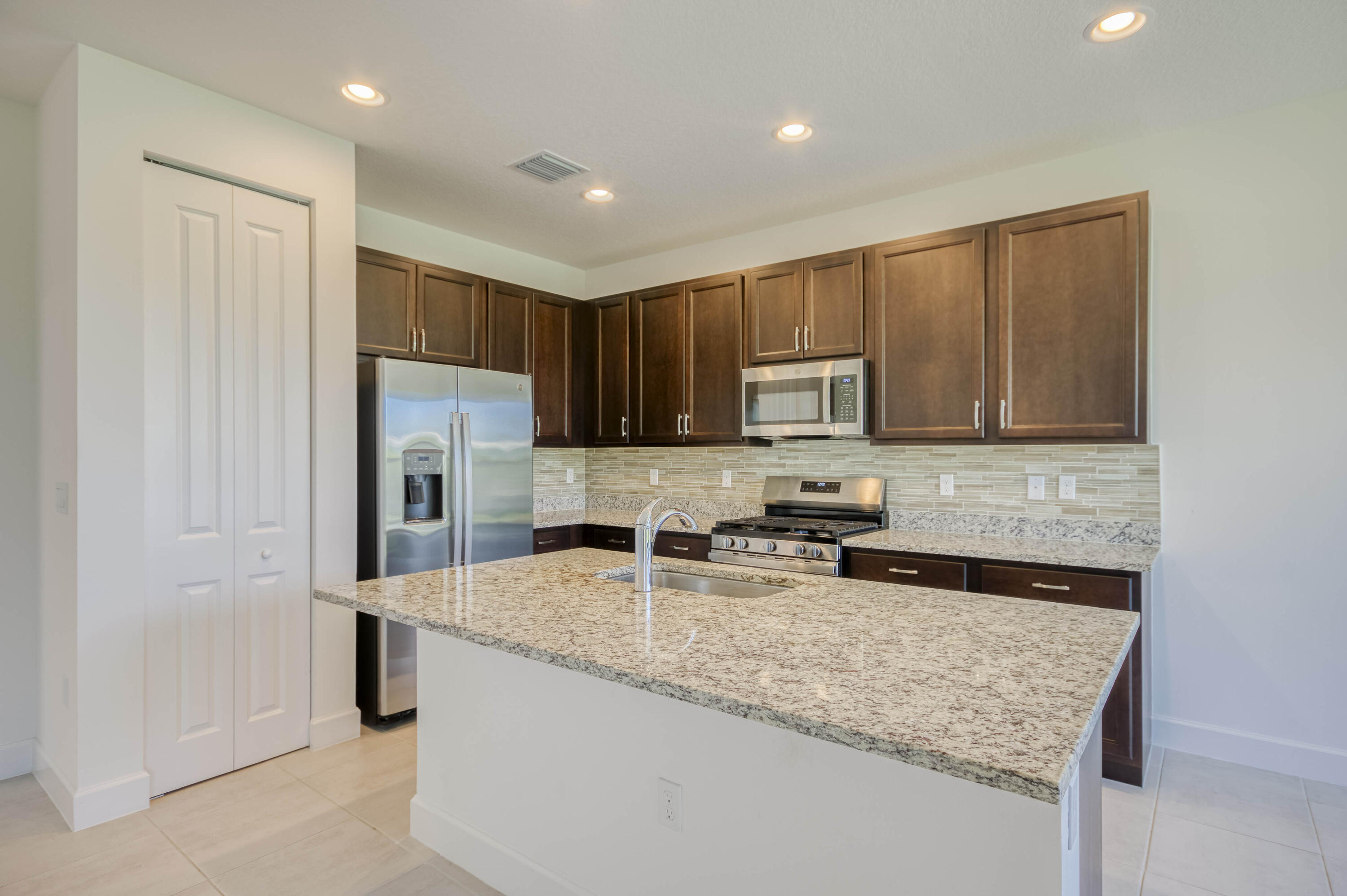 12555 Sw Manatee Marsh Terrace Property Photo 8