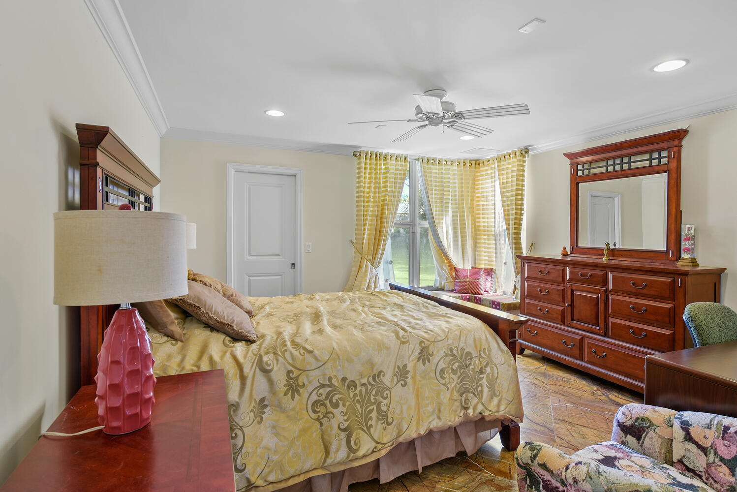 3343 S Indian River Drive Property Photo 28