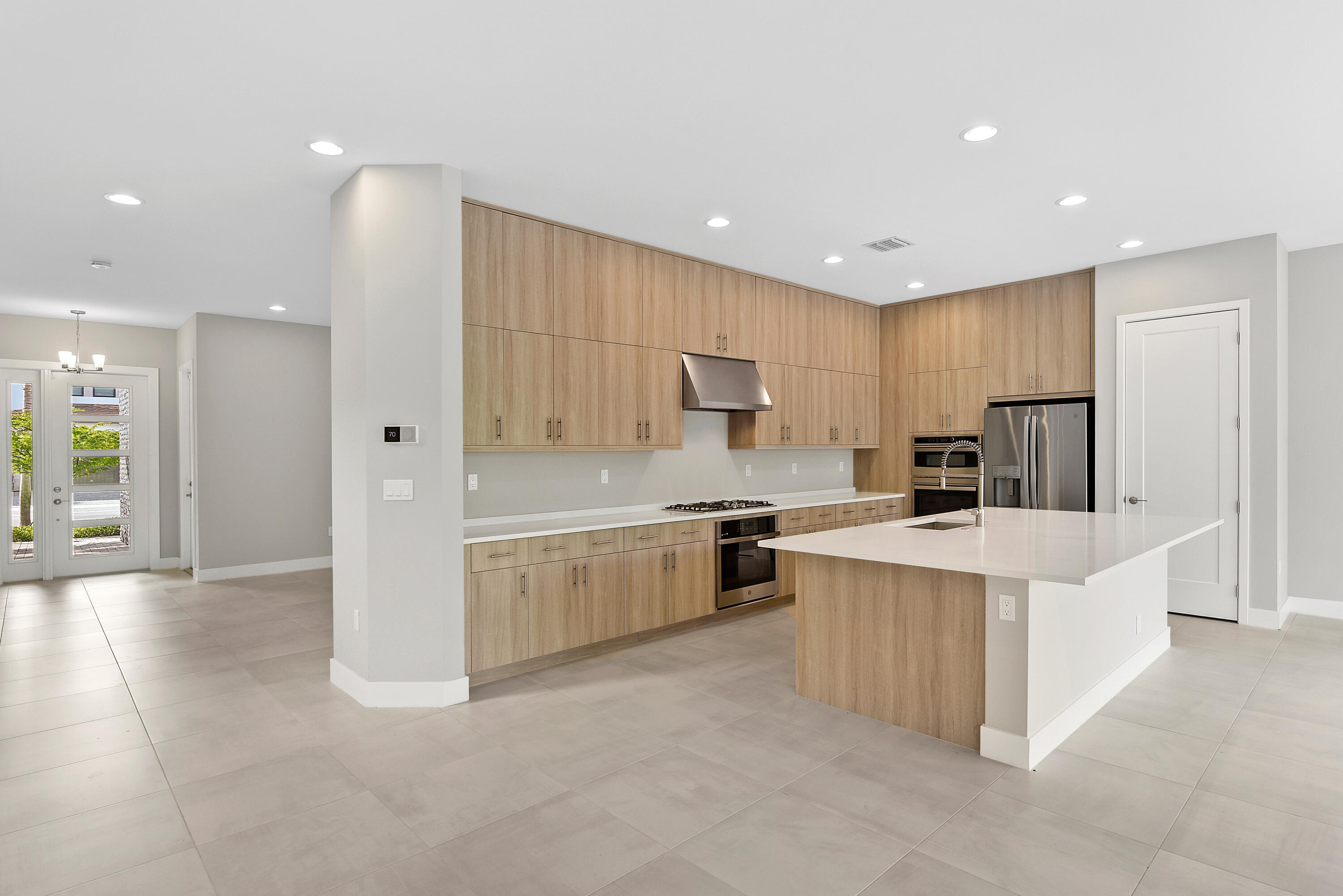 20318 Castle Stuart Avenue Property Photo 5