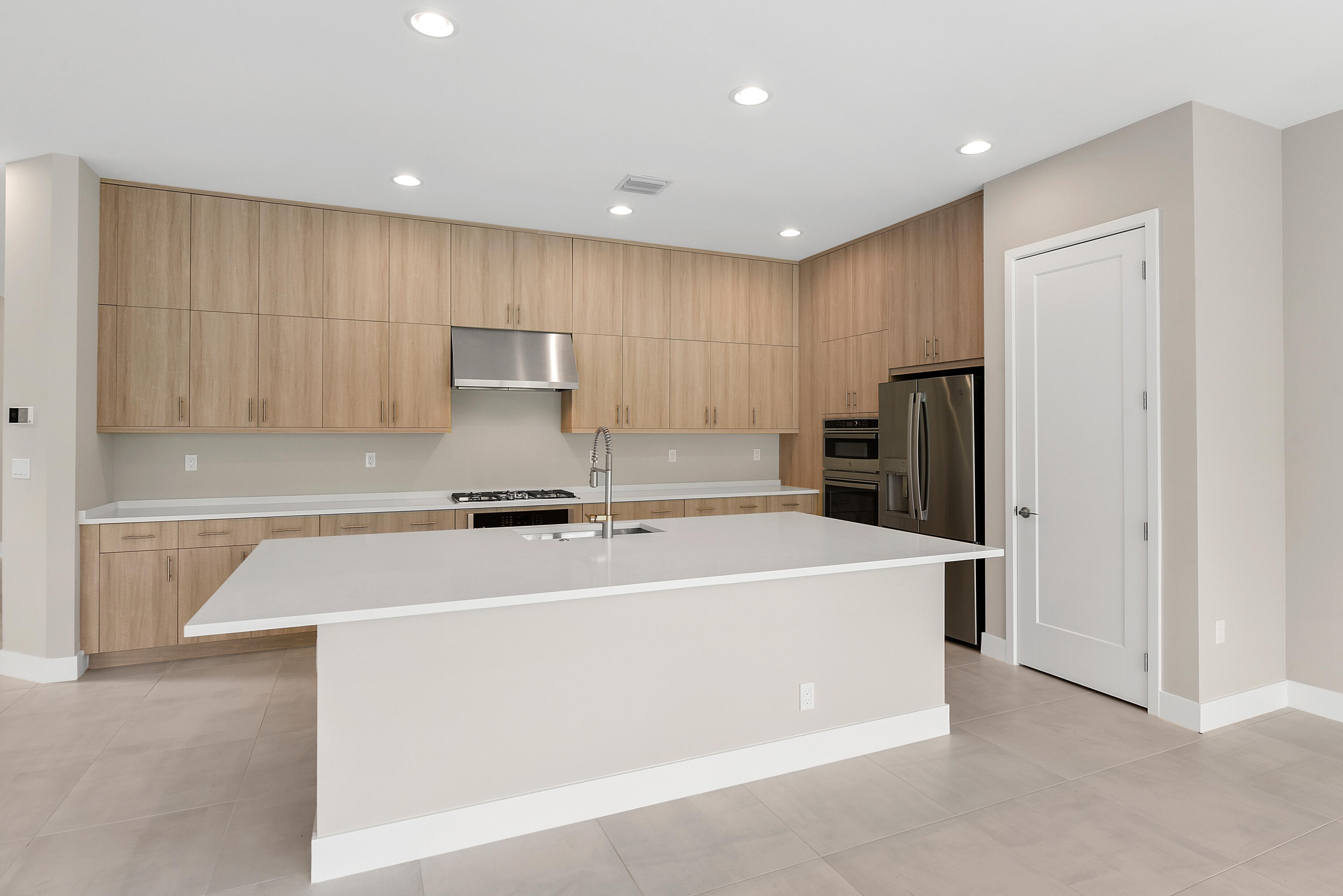 20318 Castle Stuart Avenue Property Photo 9
