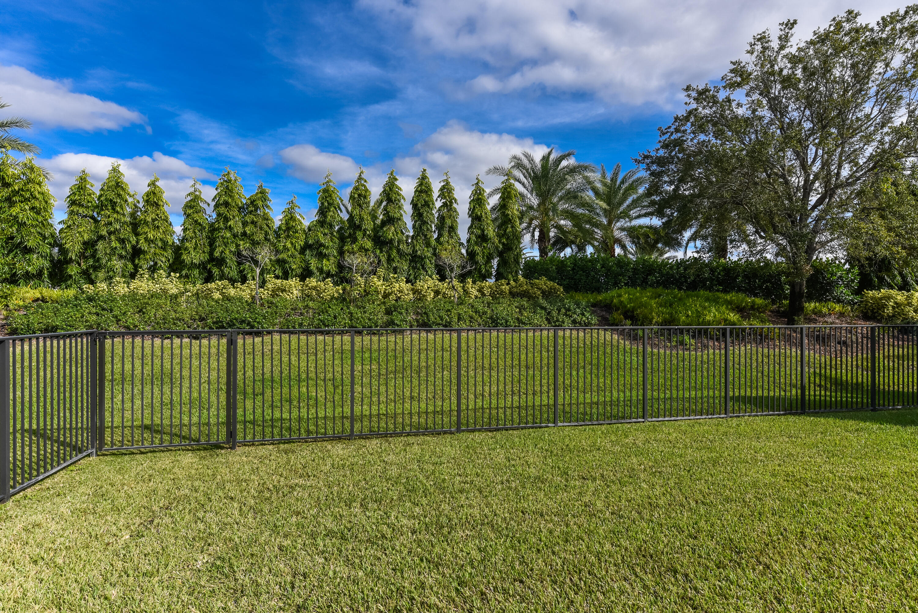 20318 Castle Stuart Avenue Property Photo 20
