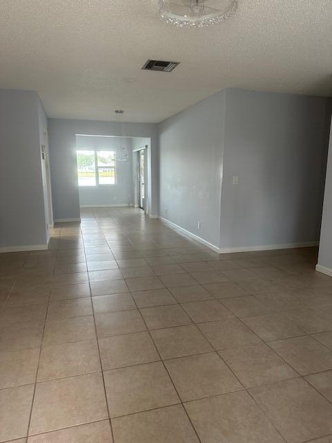 5195 Nicholas Drive Property Photo 7