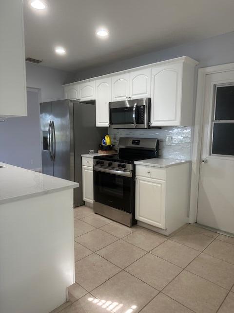 5195 Nicholas Drive Property Photo 11