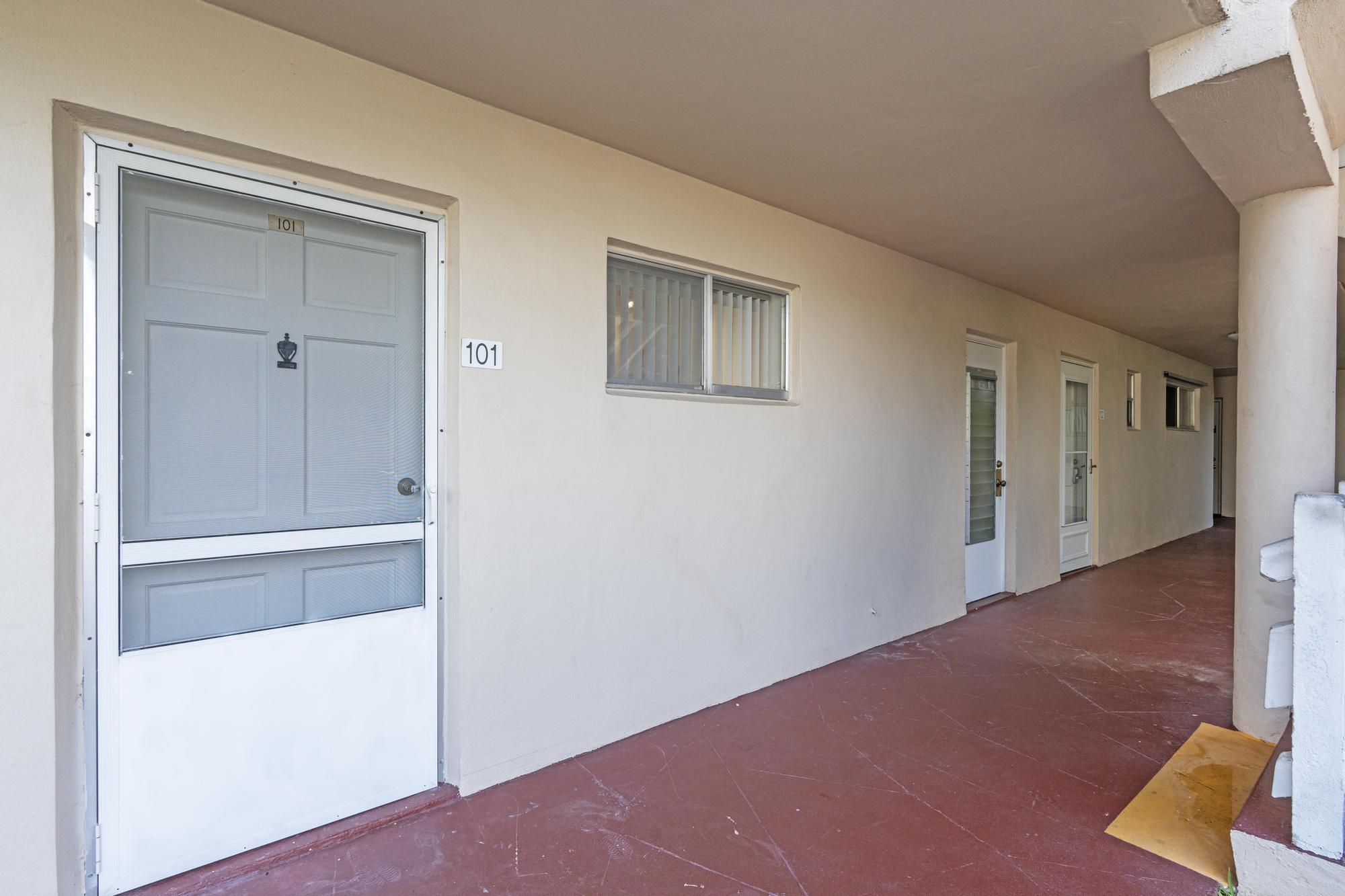 2647 Garden Drive 101 Property Photo 26