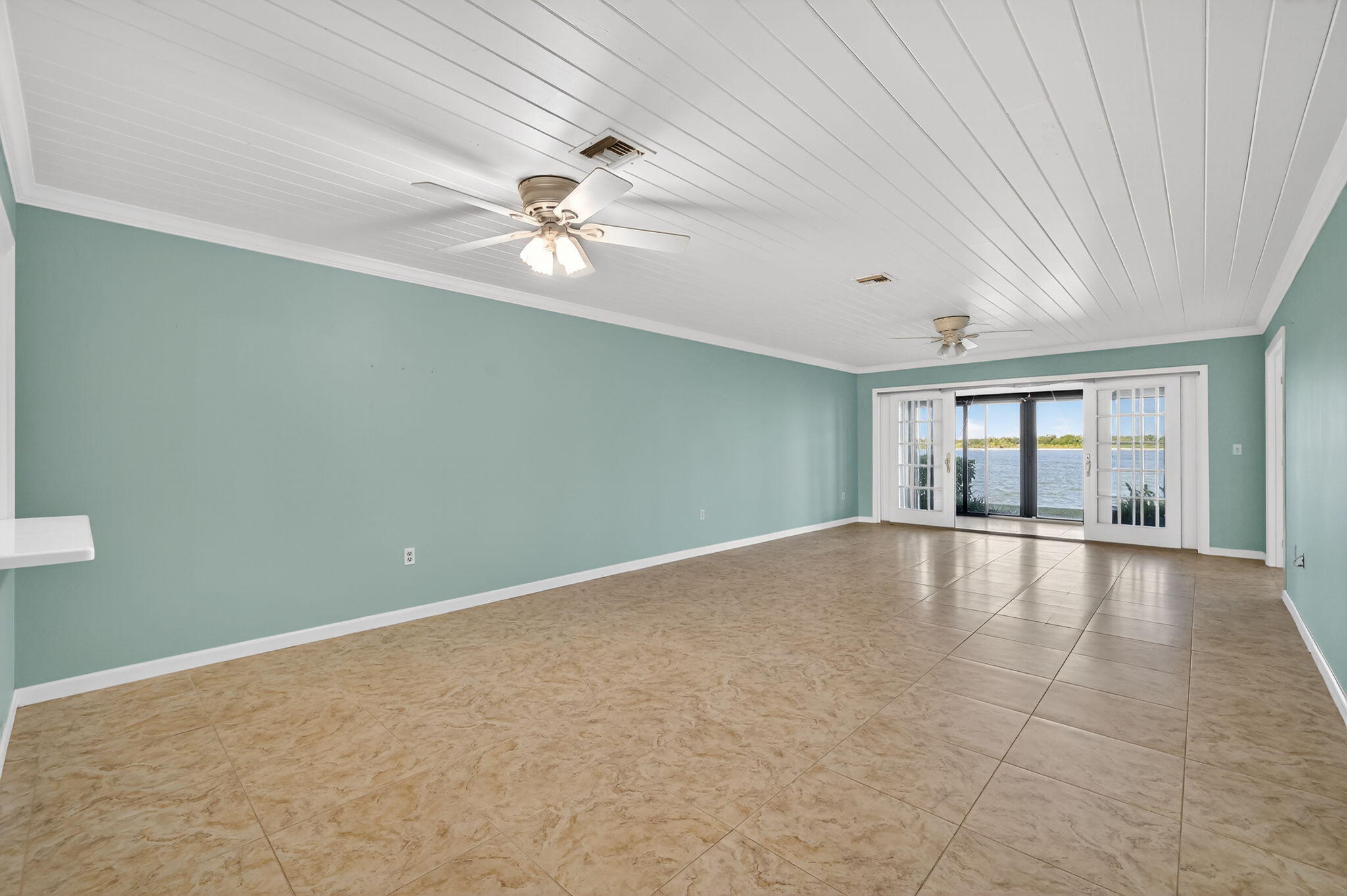 1630 Seaway Drive 106 Property Photo 19