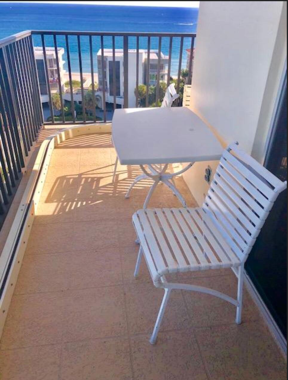 2121 N Ocean Boulevard 1208e Property Photo 5