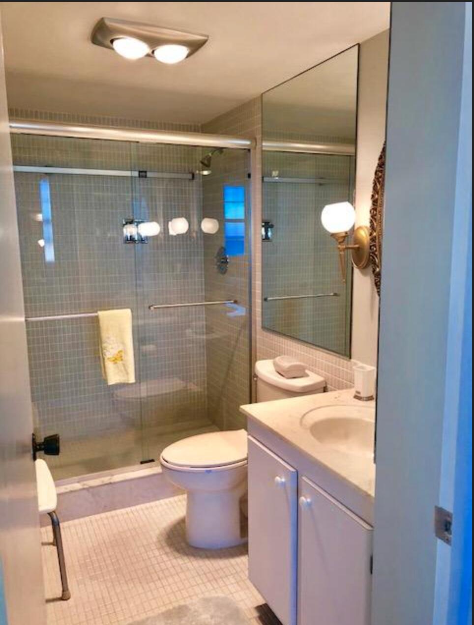 2121 N Ocean Boulevard 1208e Property Photo 21