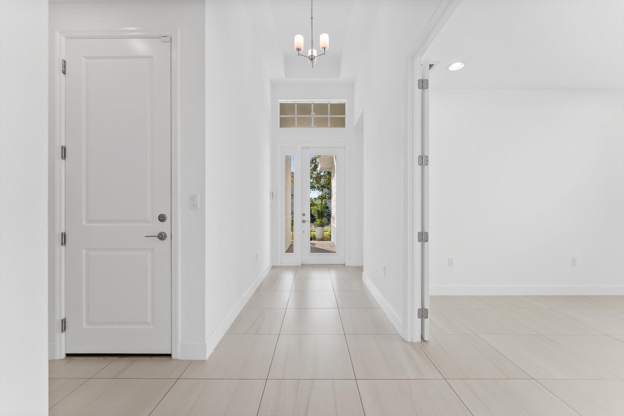 1346 Harvester Crossing Property Photo 3