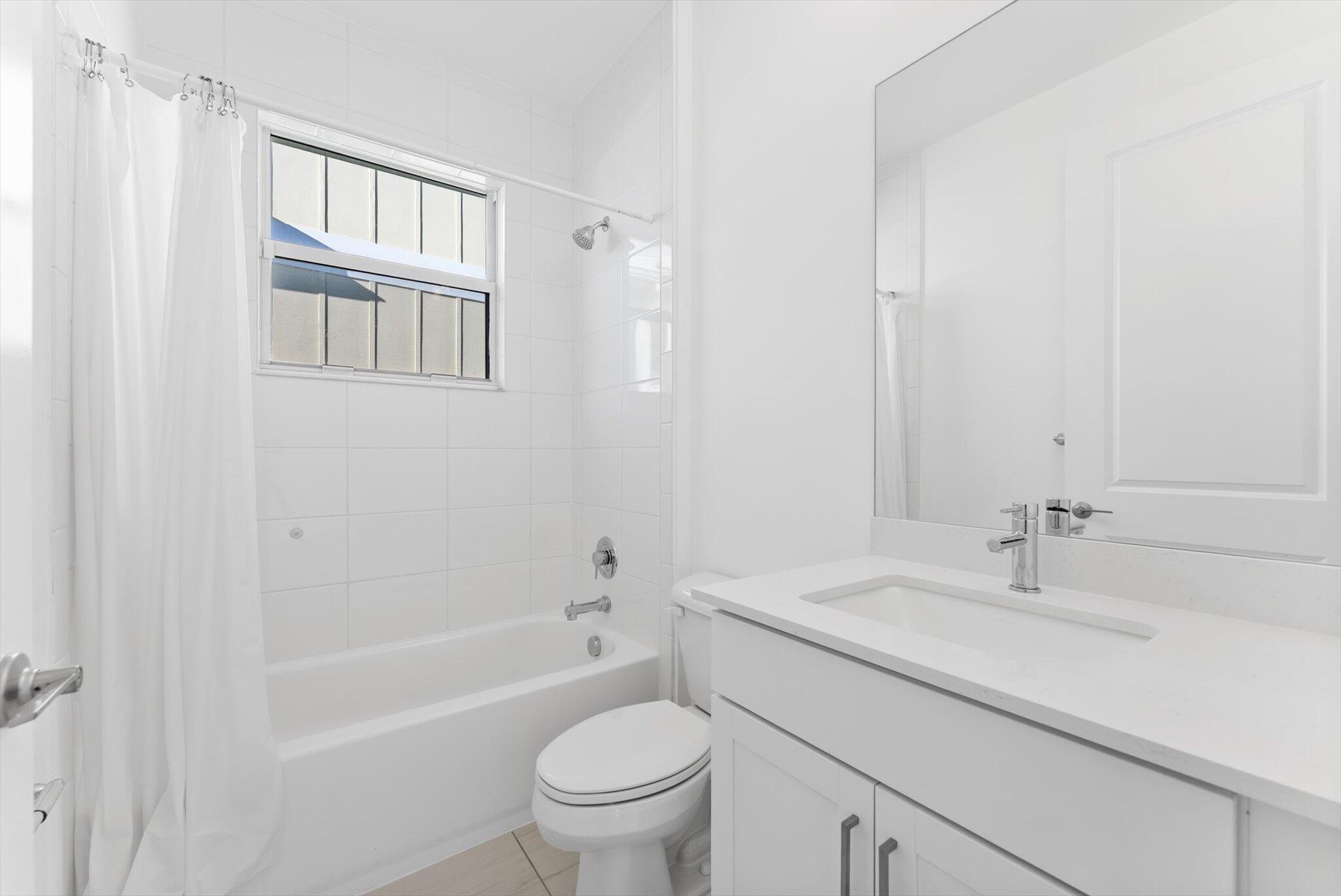 1346 Harvester Crossing Property Photo 17