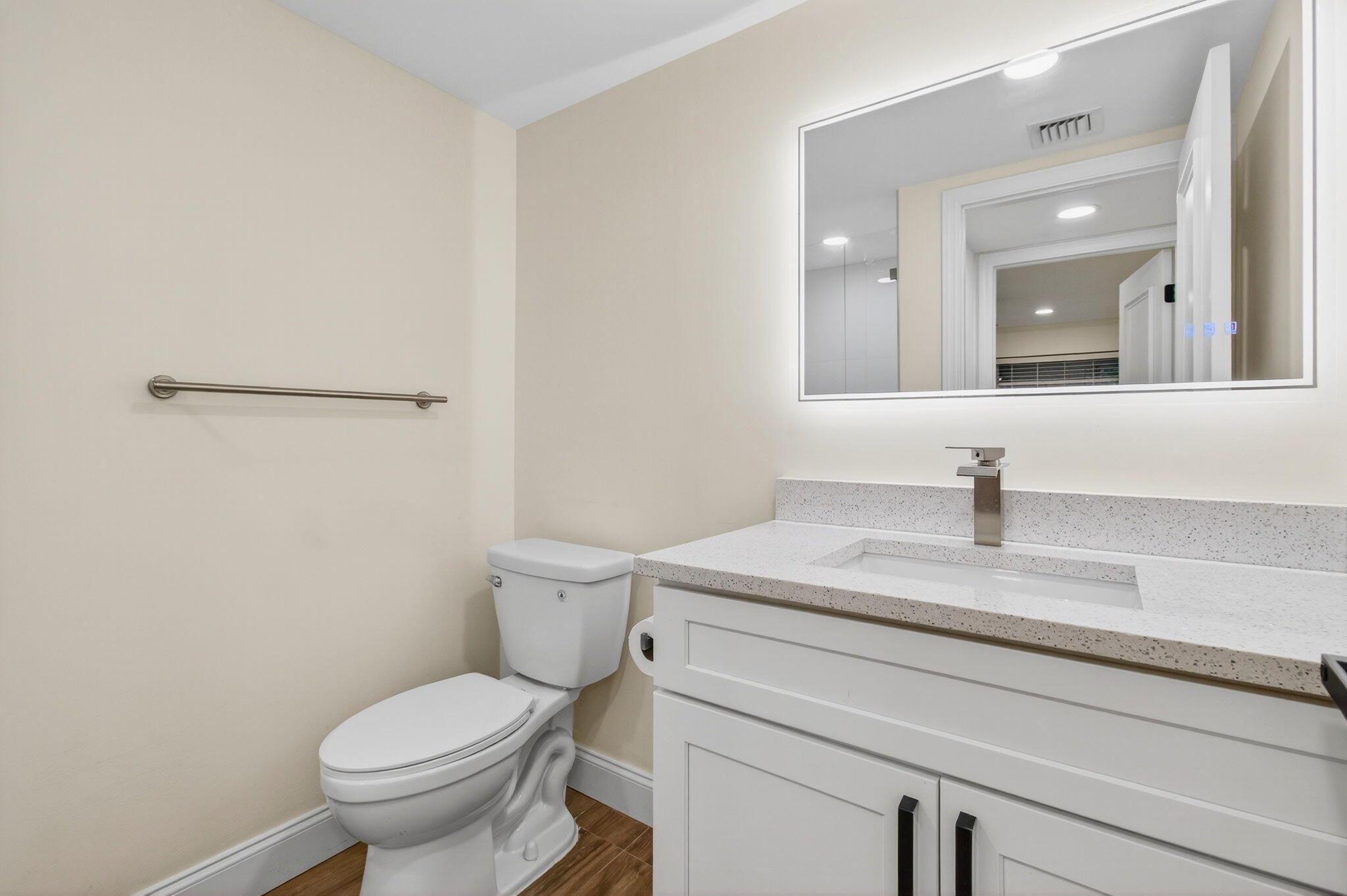 449 Normandy J Property Photo 28
