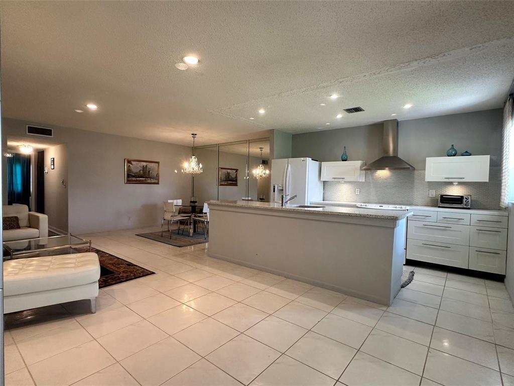 14492 Canalview Drive B Property Photo 2