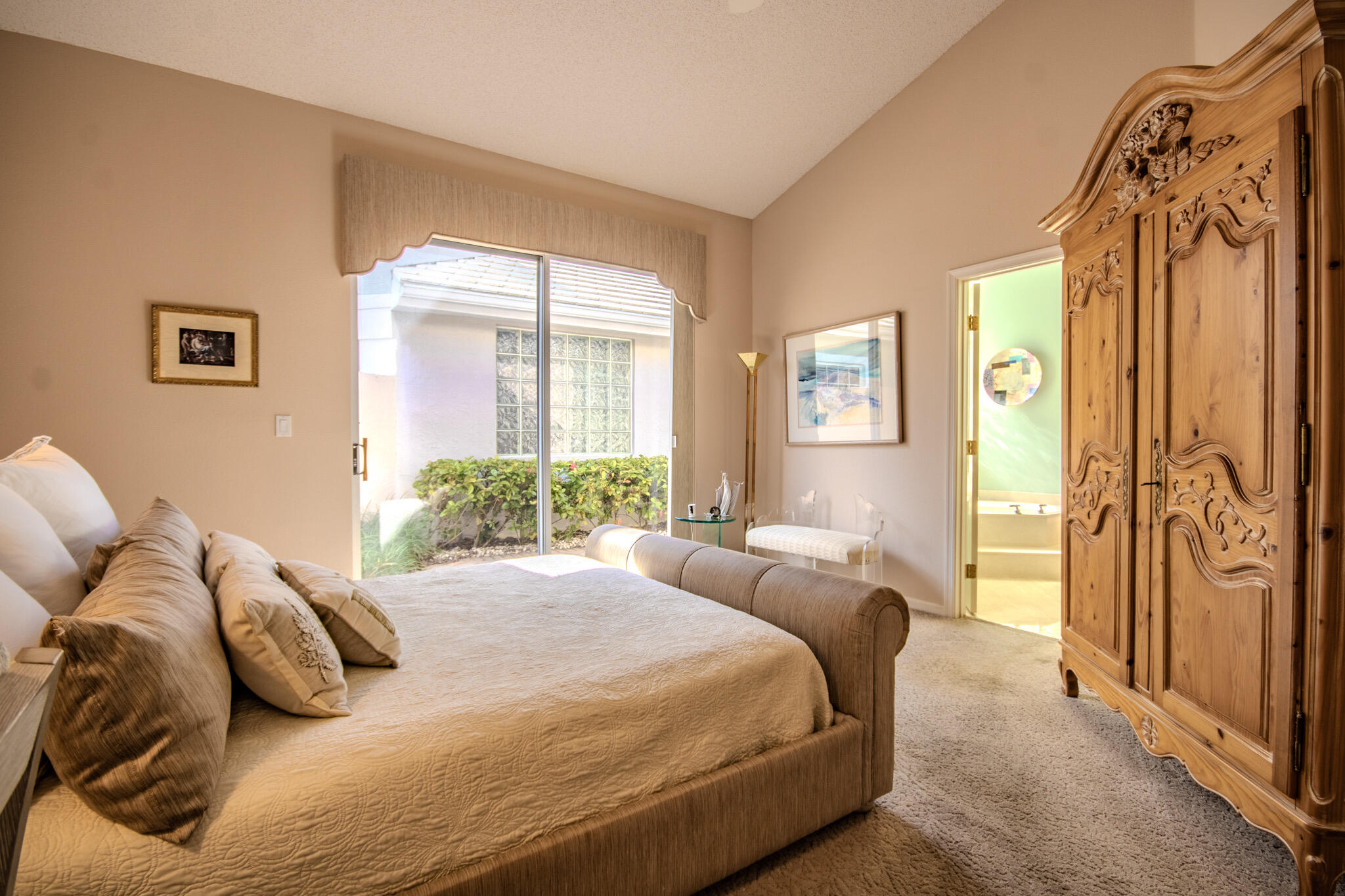 1019 Lytham Court Property Photo 16