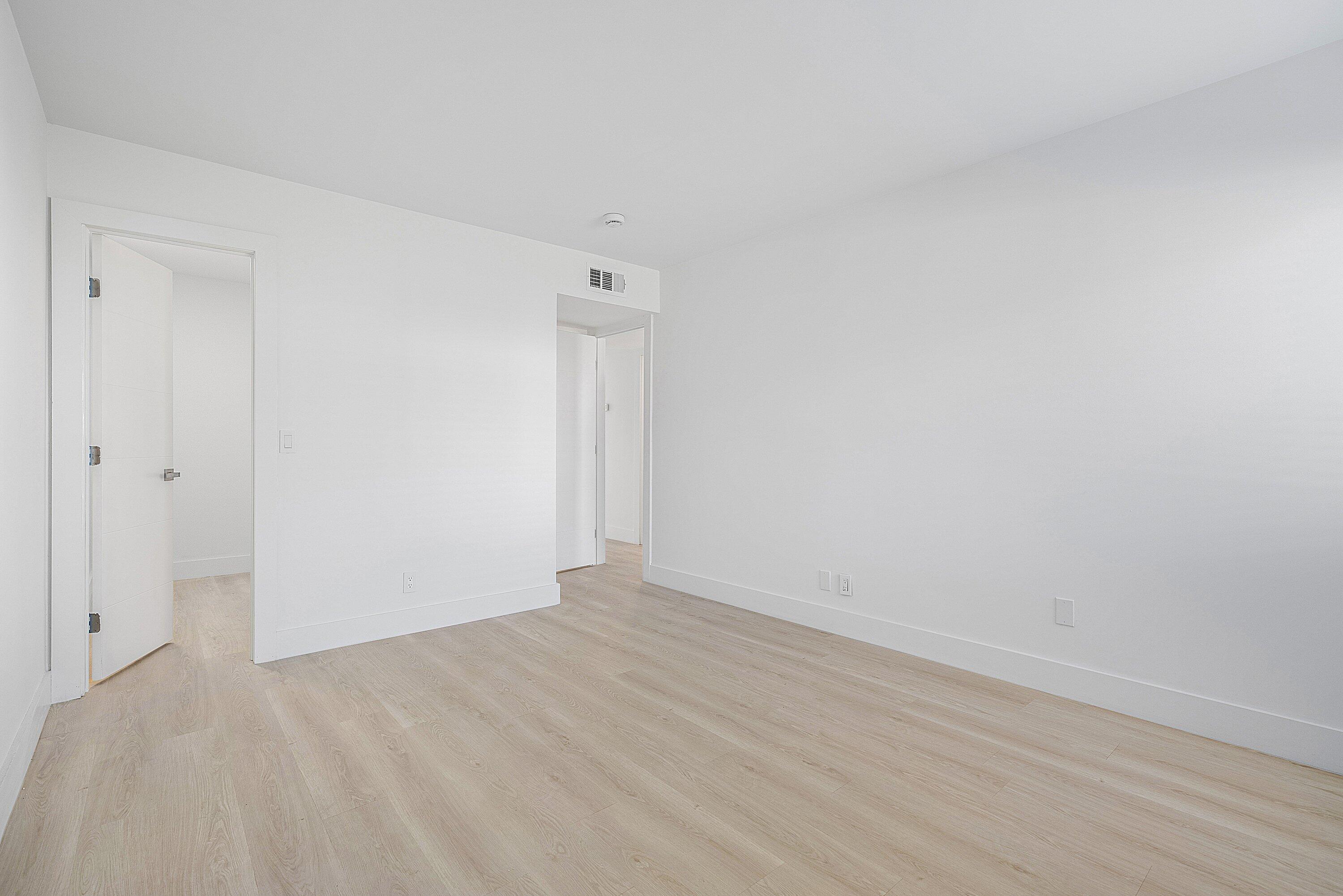 15036 Ashland Lane 43 Property Photo 16