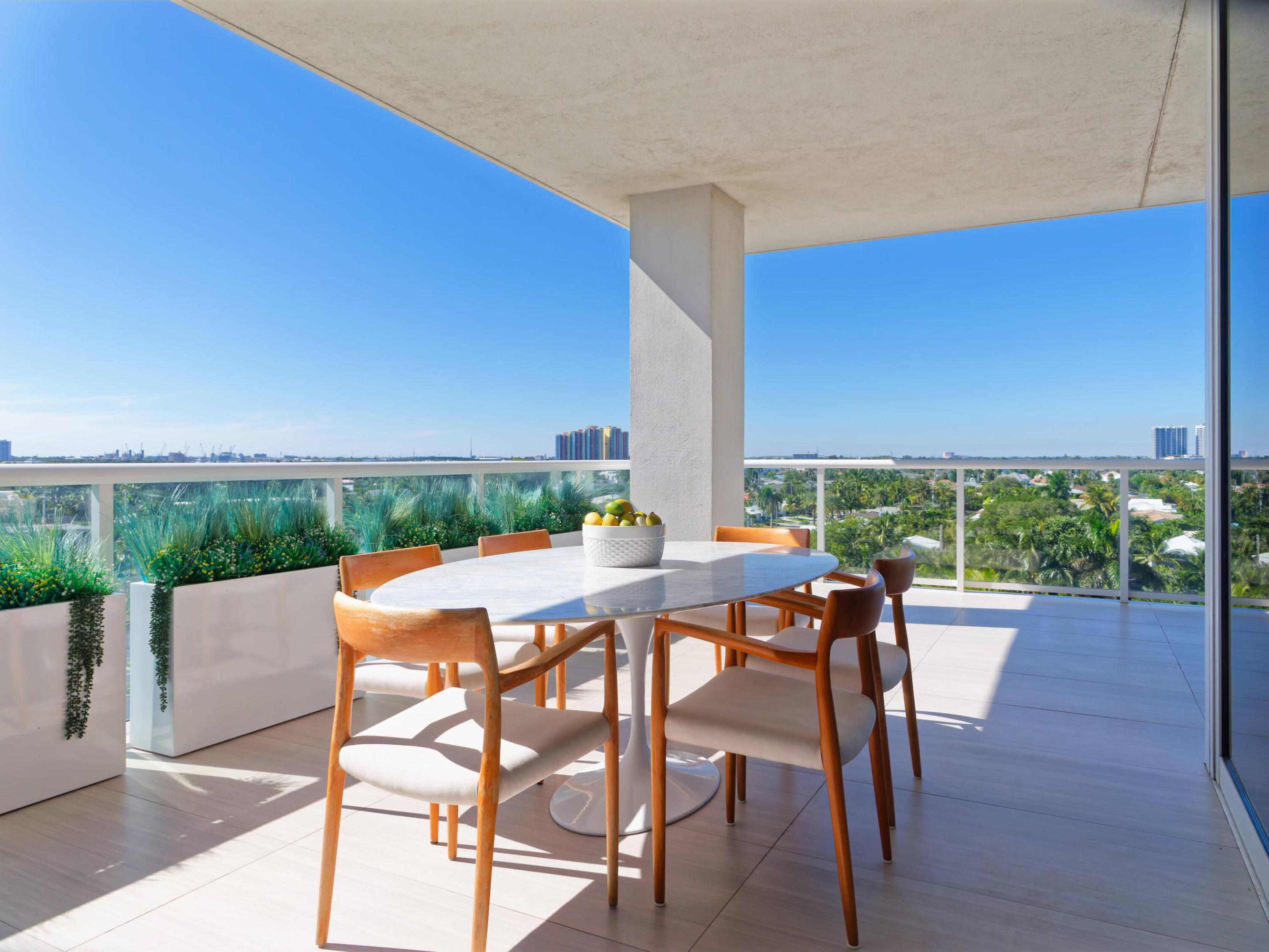 3730 N Ocean Drive 6d Property Photo 18