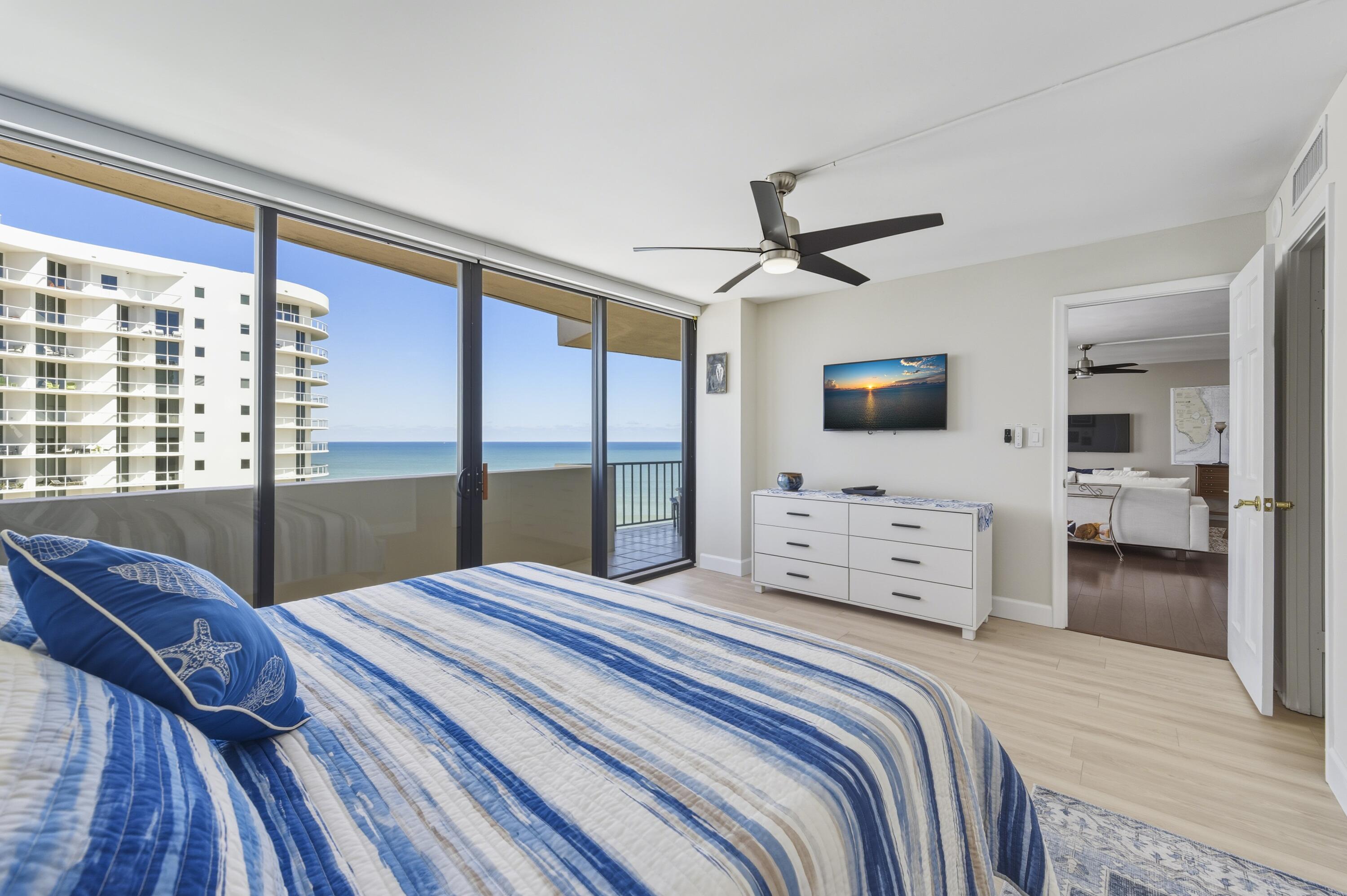 4200 N Ocean Drive 1-1705 Property Photo 9