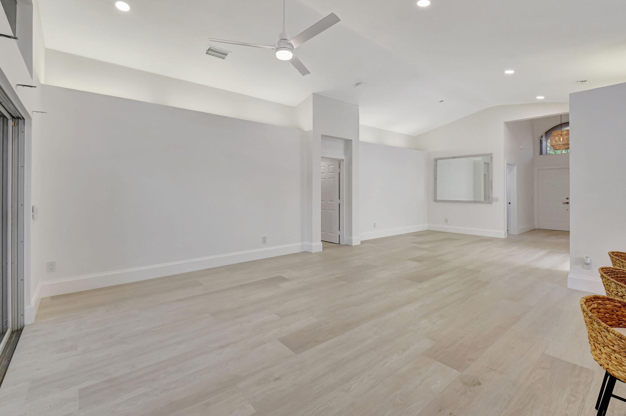 11287 Vivero Avenue Property Photo 12