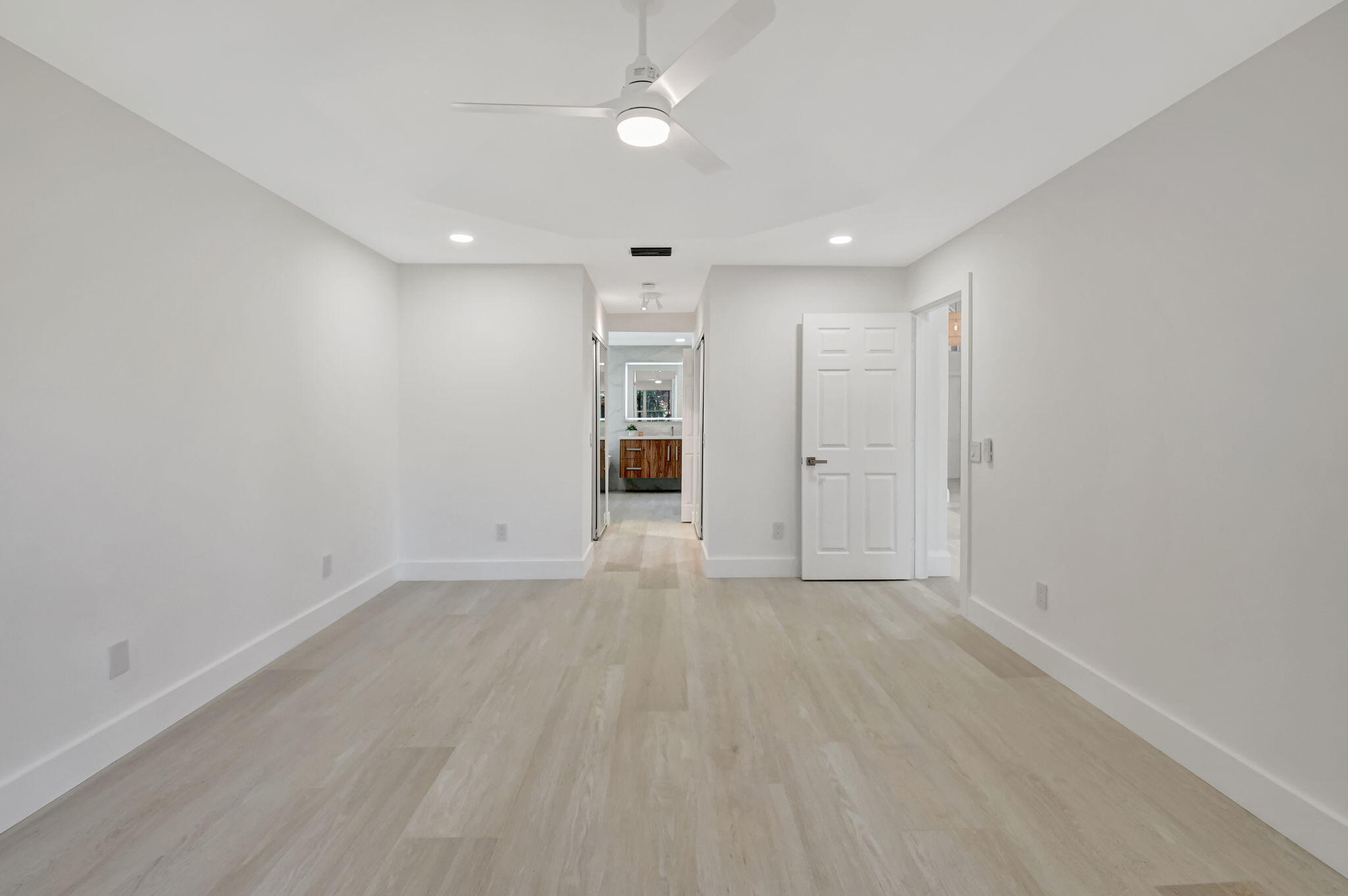 11287 Vivero Avenue Property Photo 25