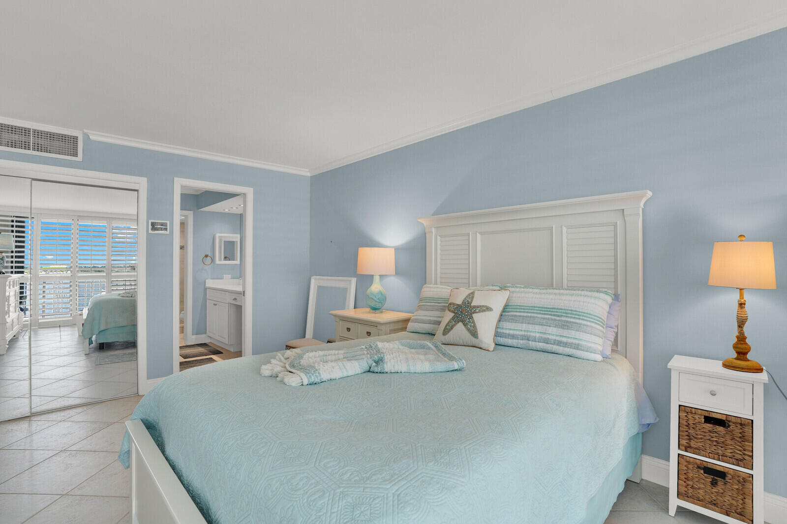 132 Lakeshore Drive 617 Property Photo 21
