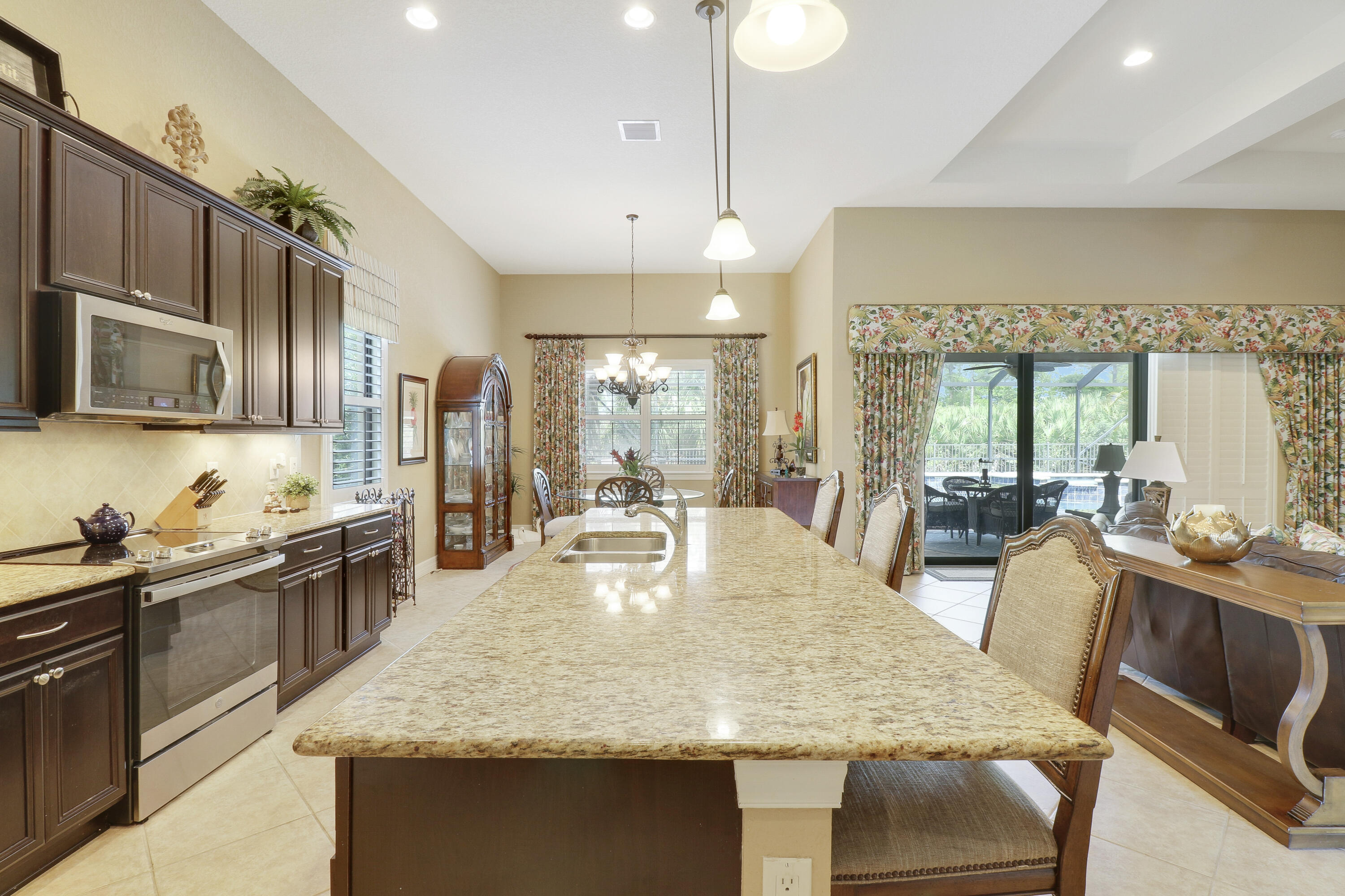 4885 Sw Gossamer Circle Property Photo 11