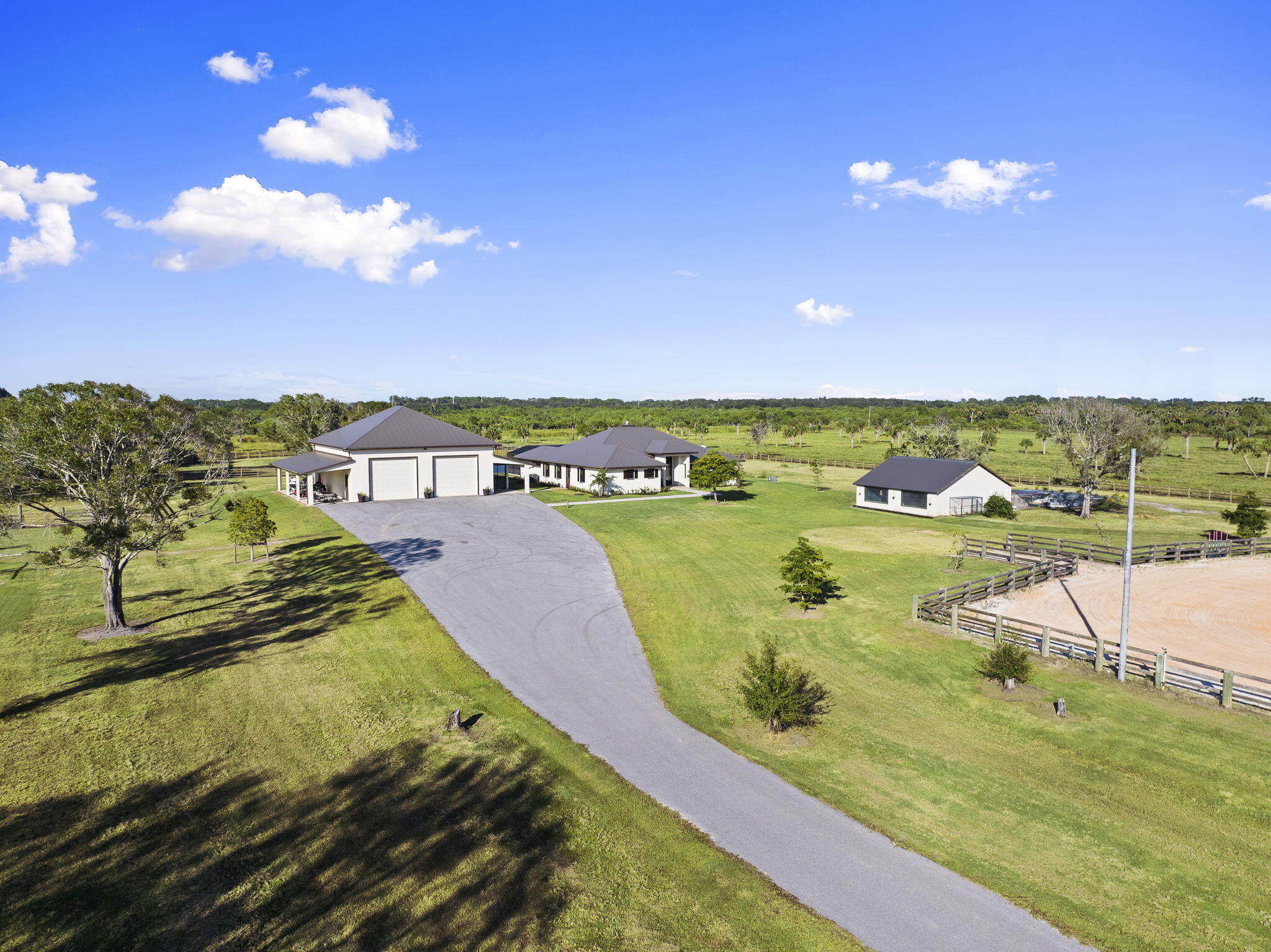 4044 Johnston Road Property Photo