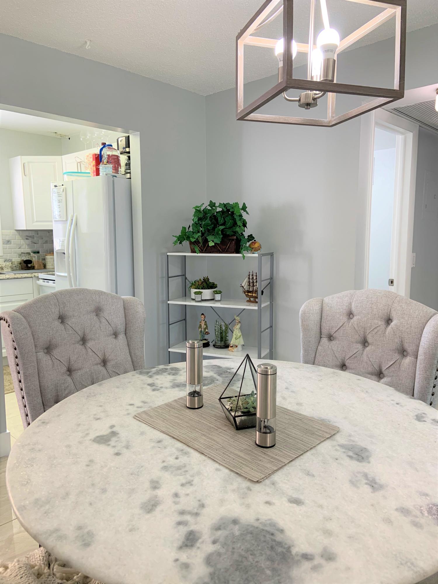 200 Sheffield I Property Photo 6