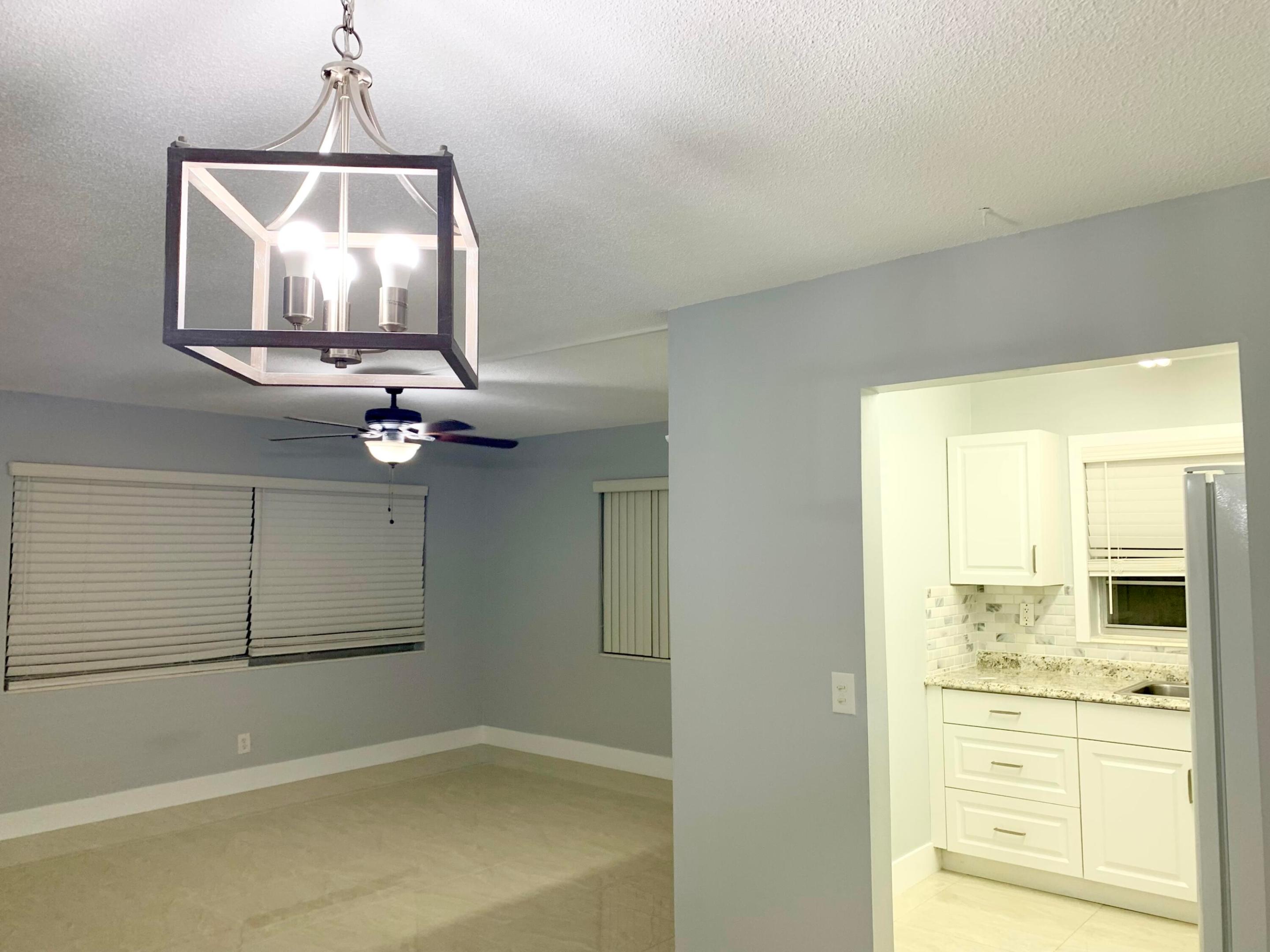 200 Sheffield I Property Photo 11