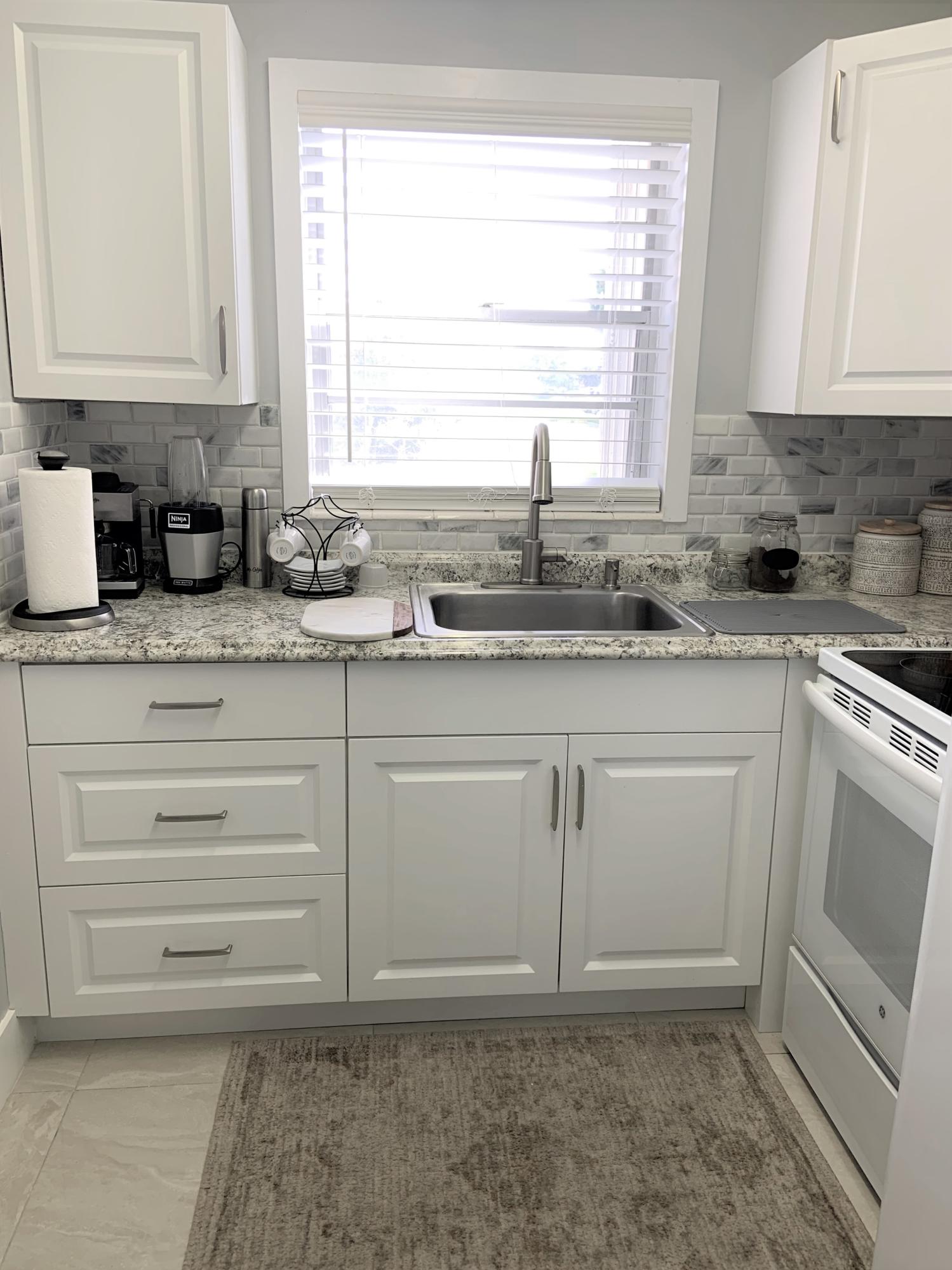 200 Sheffield I Property Photo 16