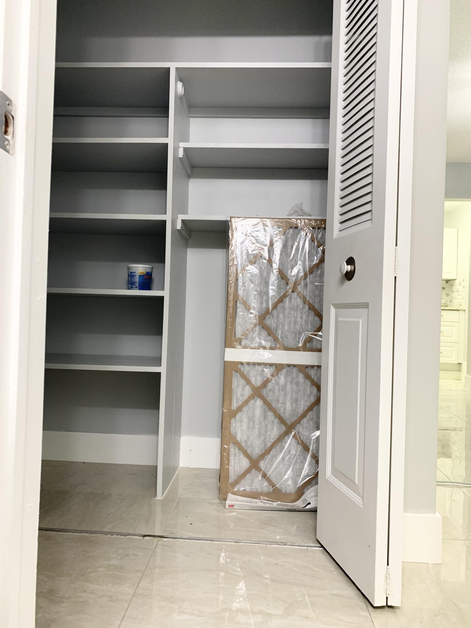 200 Sheffield I Property Photo 19