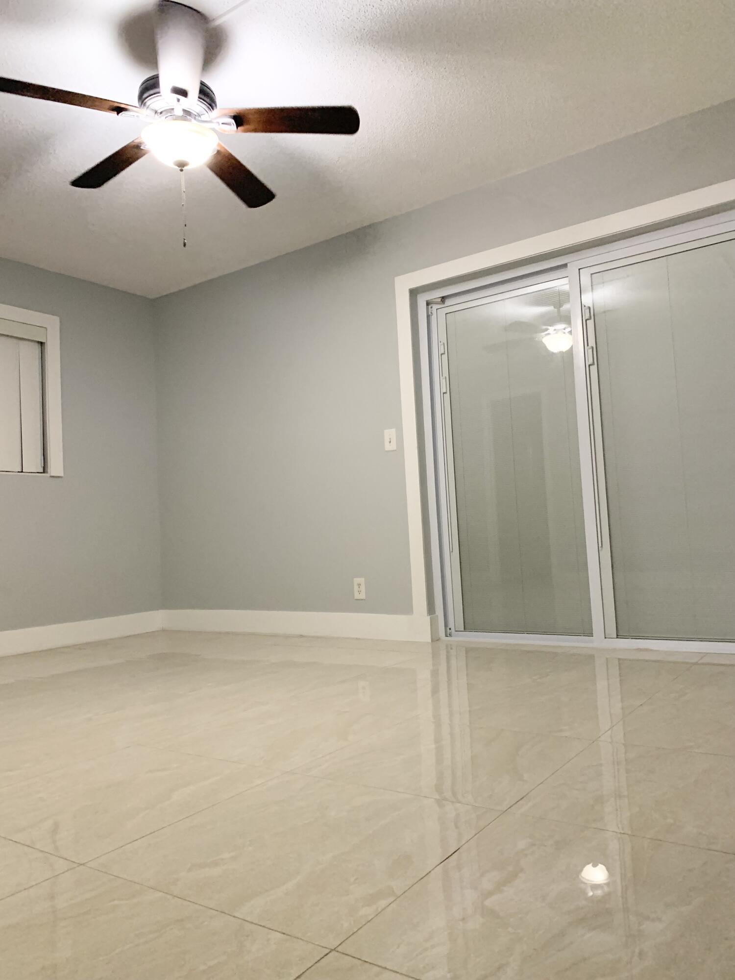 200 Sheffield I Property Photo 22