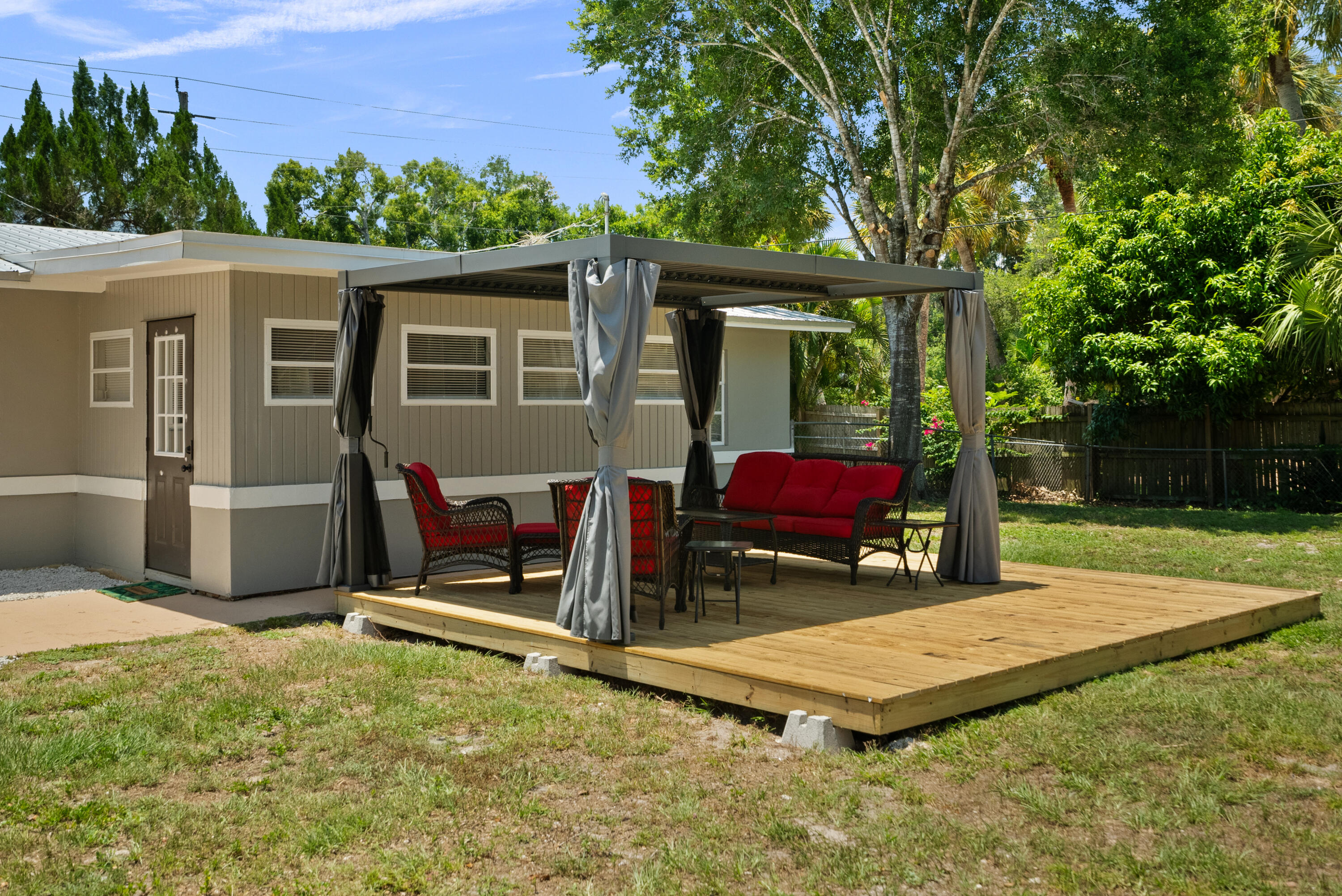 4220 Sunrise Boulevard Property Photo 23