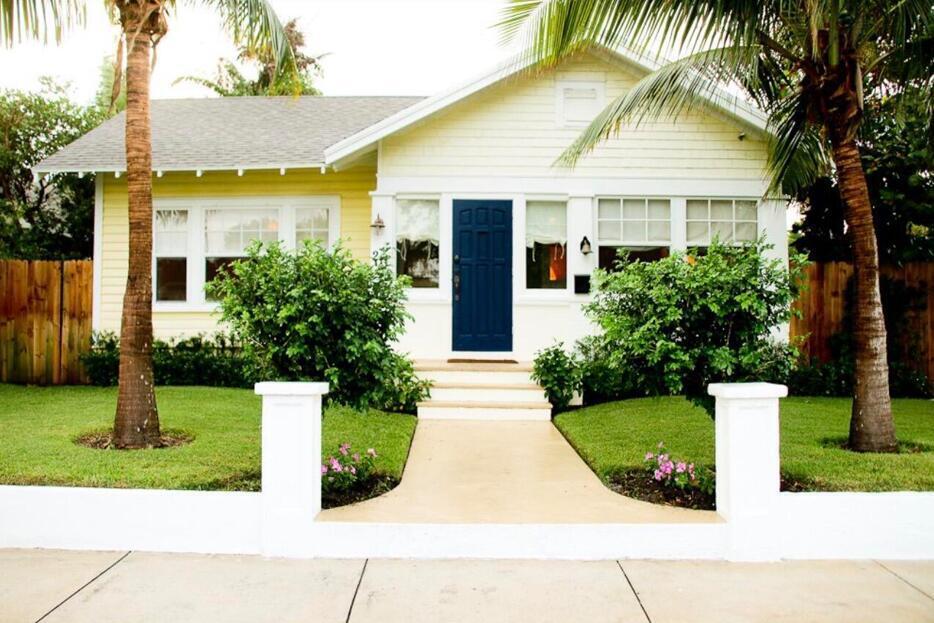211 N Ocean Breeze 1 Property Photo 1