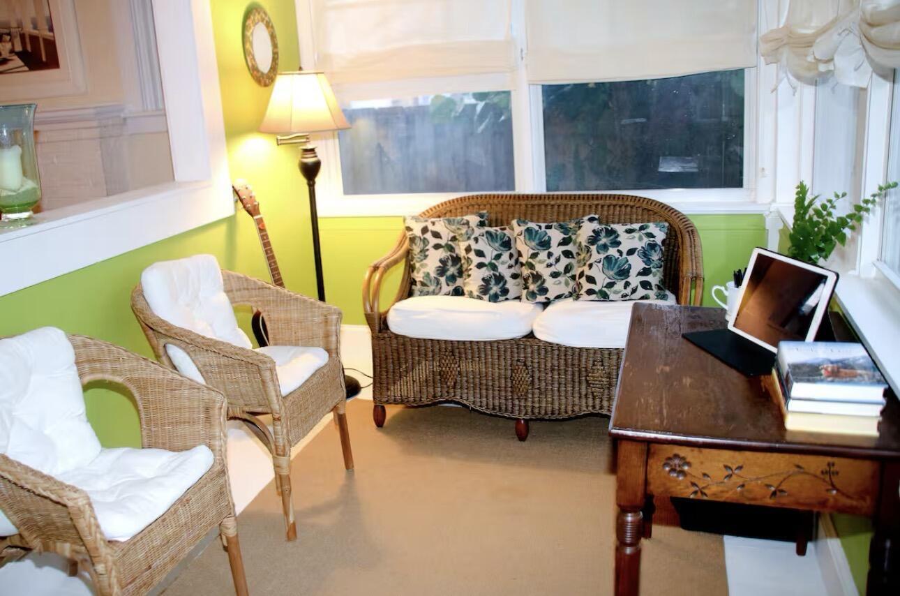211 N Ocean Breeze 1 Property Photo 15