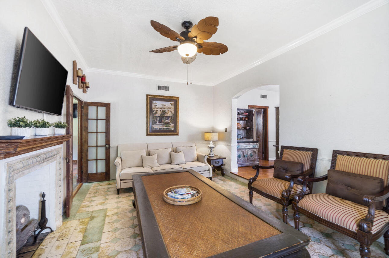 400 33rd Street Property Photo 16