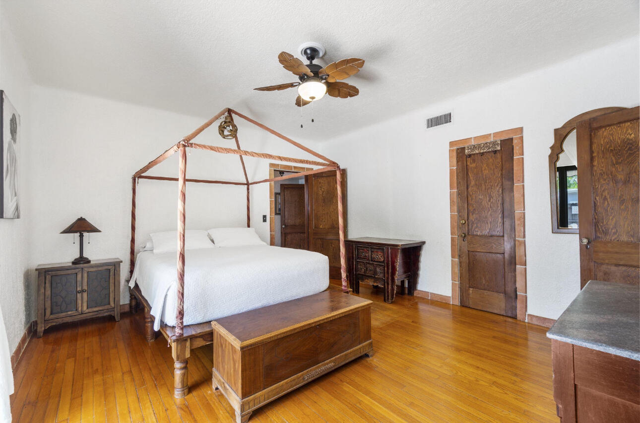 400 33rd Street Property Photo 26