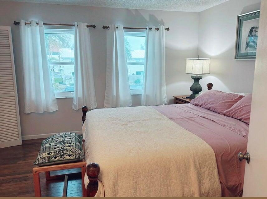9417 S Ocean Drive 37 Property Photo 2