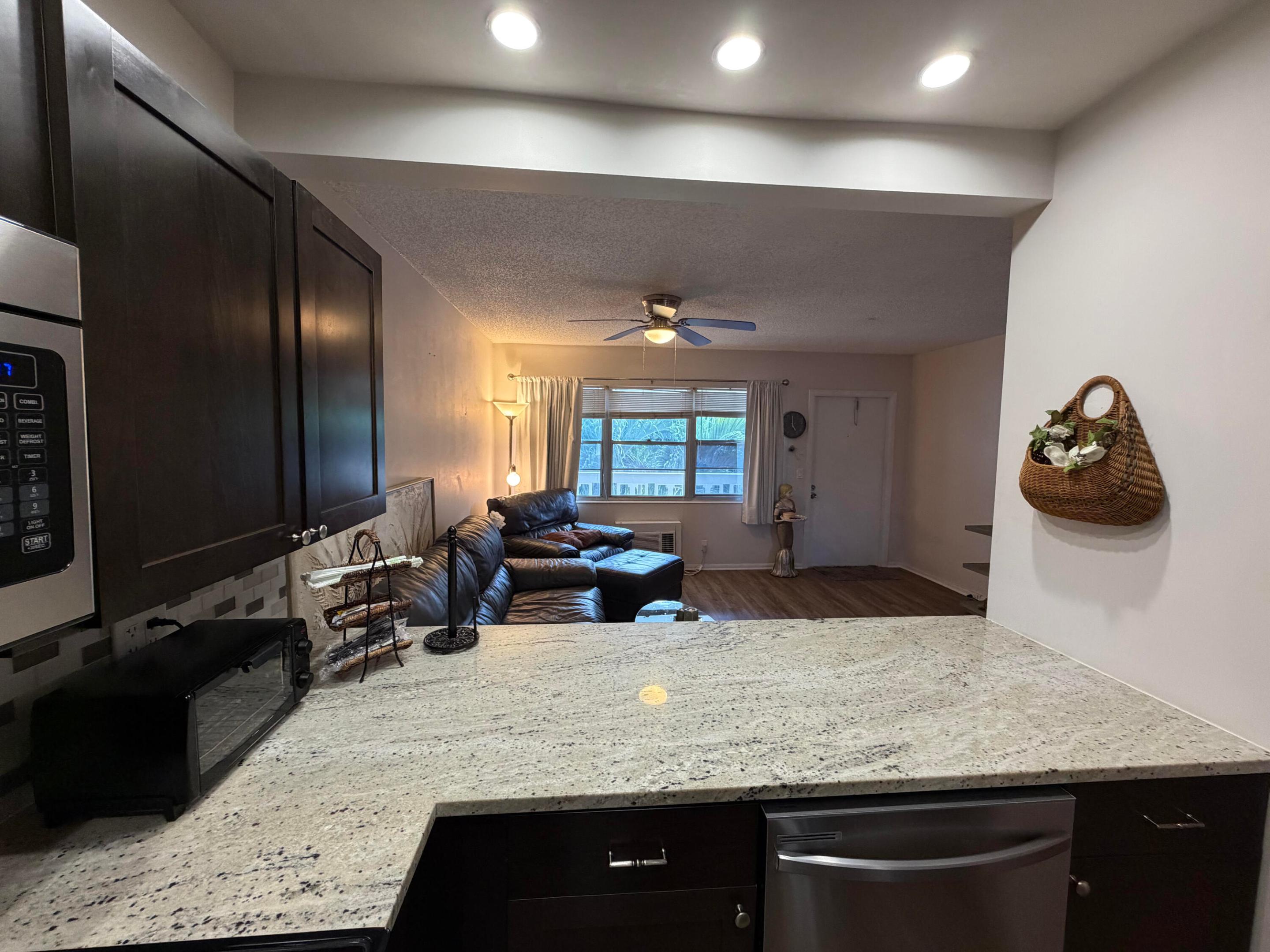 107 Prescott E Property Photo 4