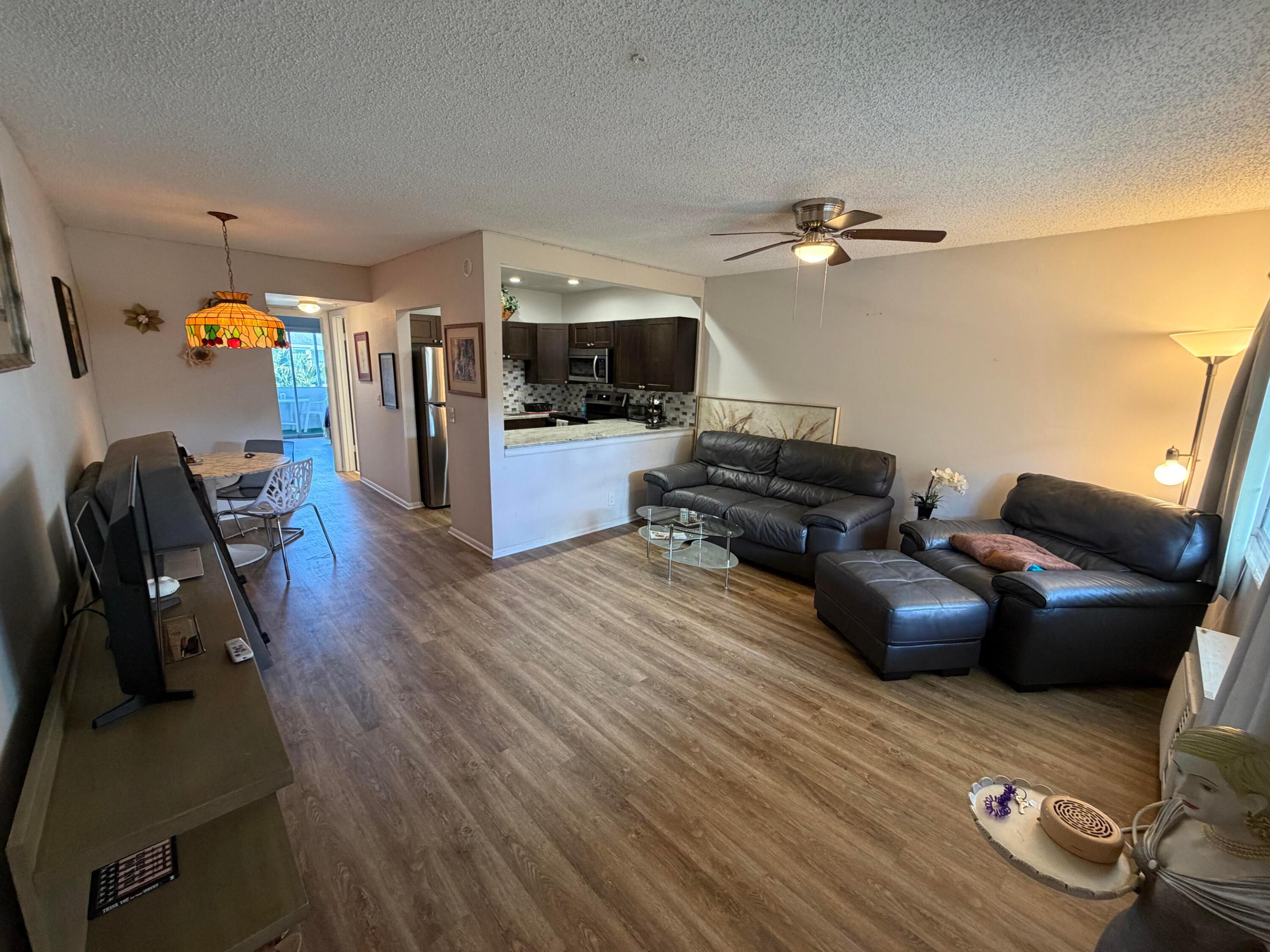 107 Prescott E Property Photo 5