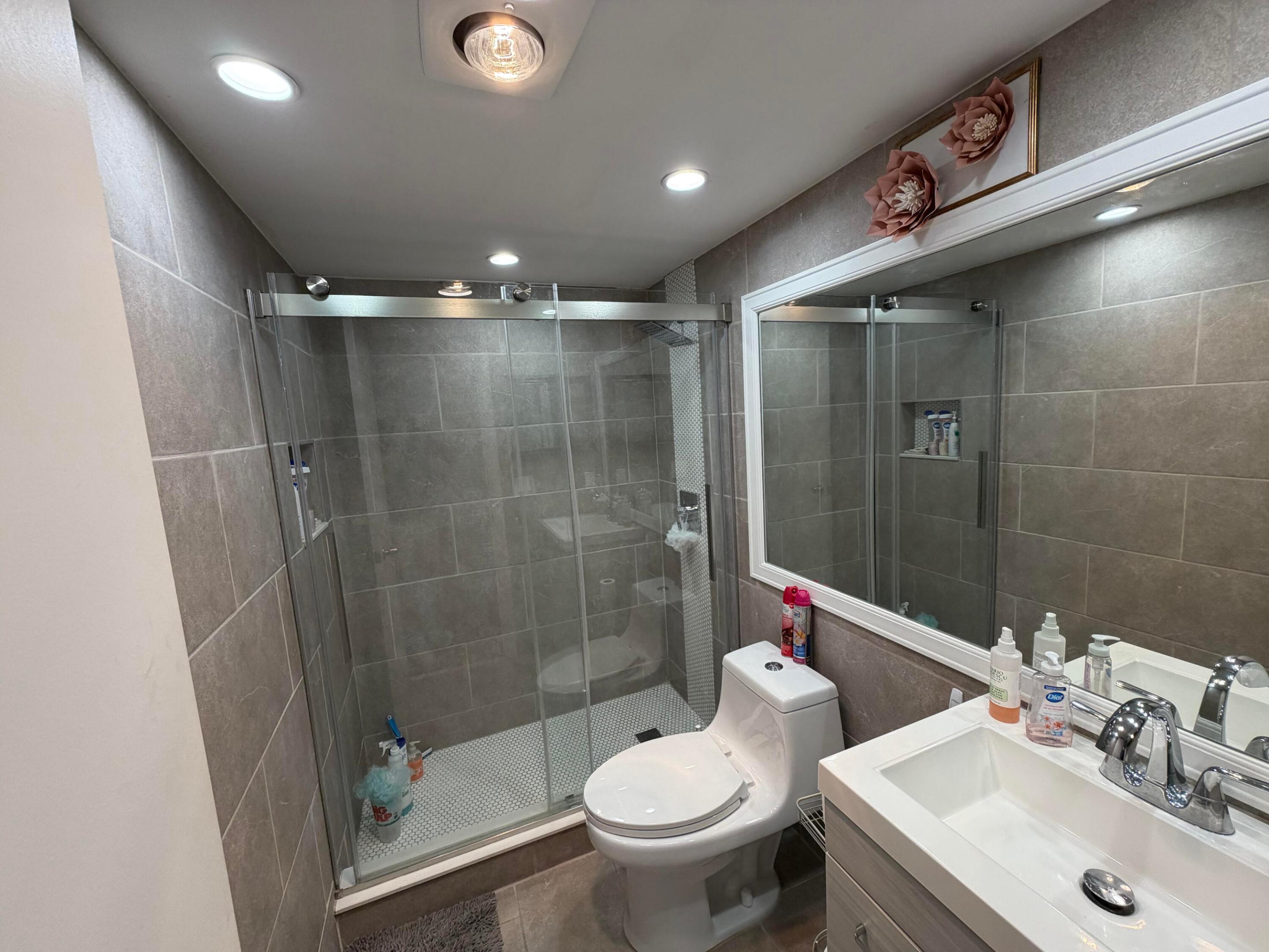 107 Prescott E Property Photo 6