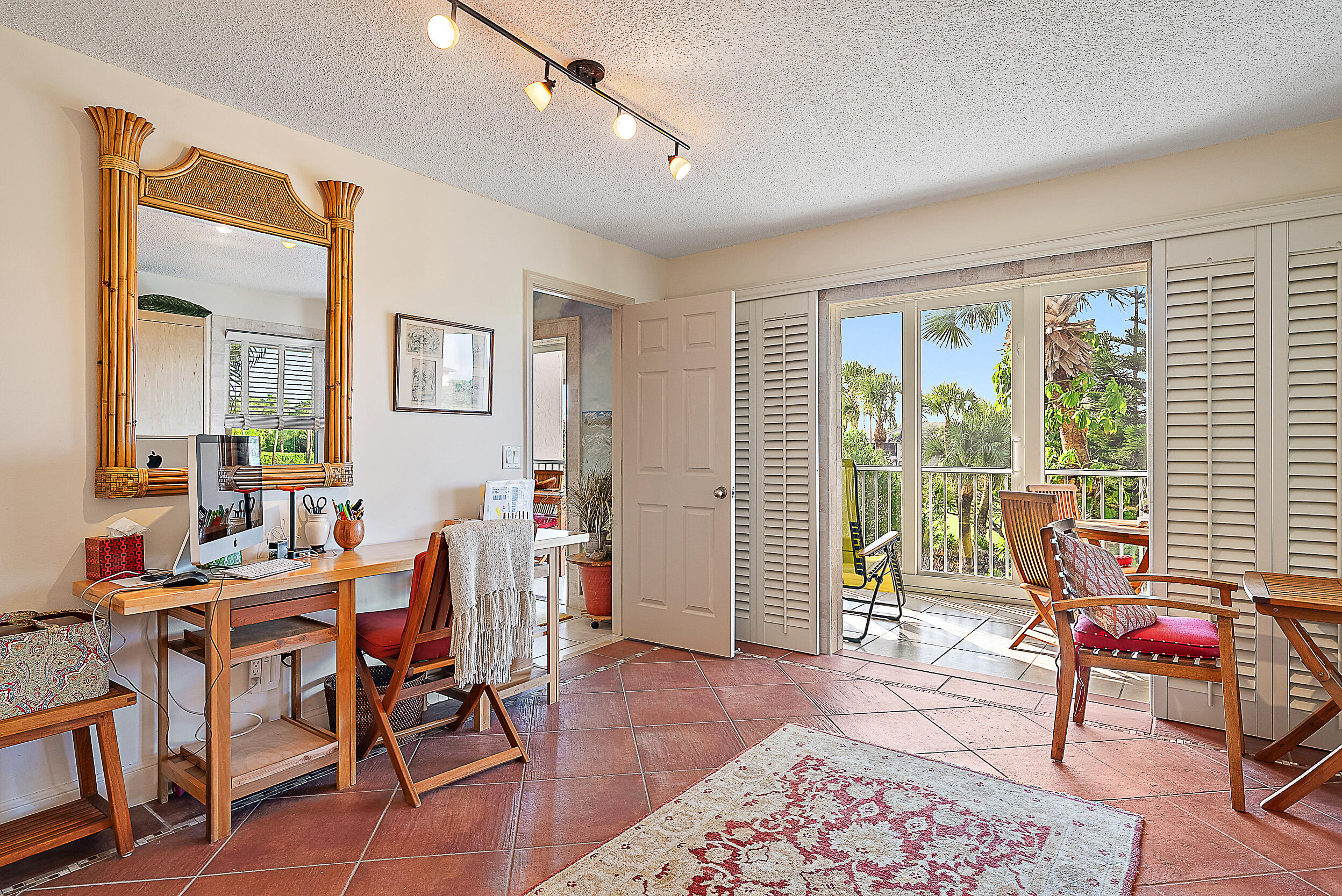2608 Fairway Drive N Property Photo 12