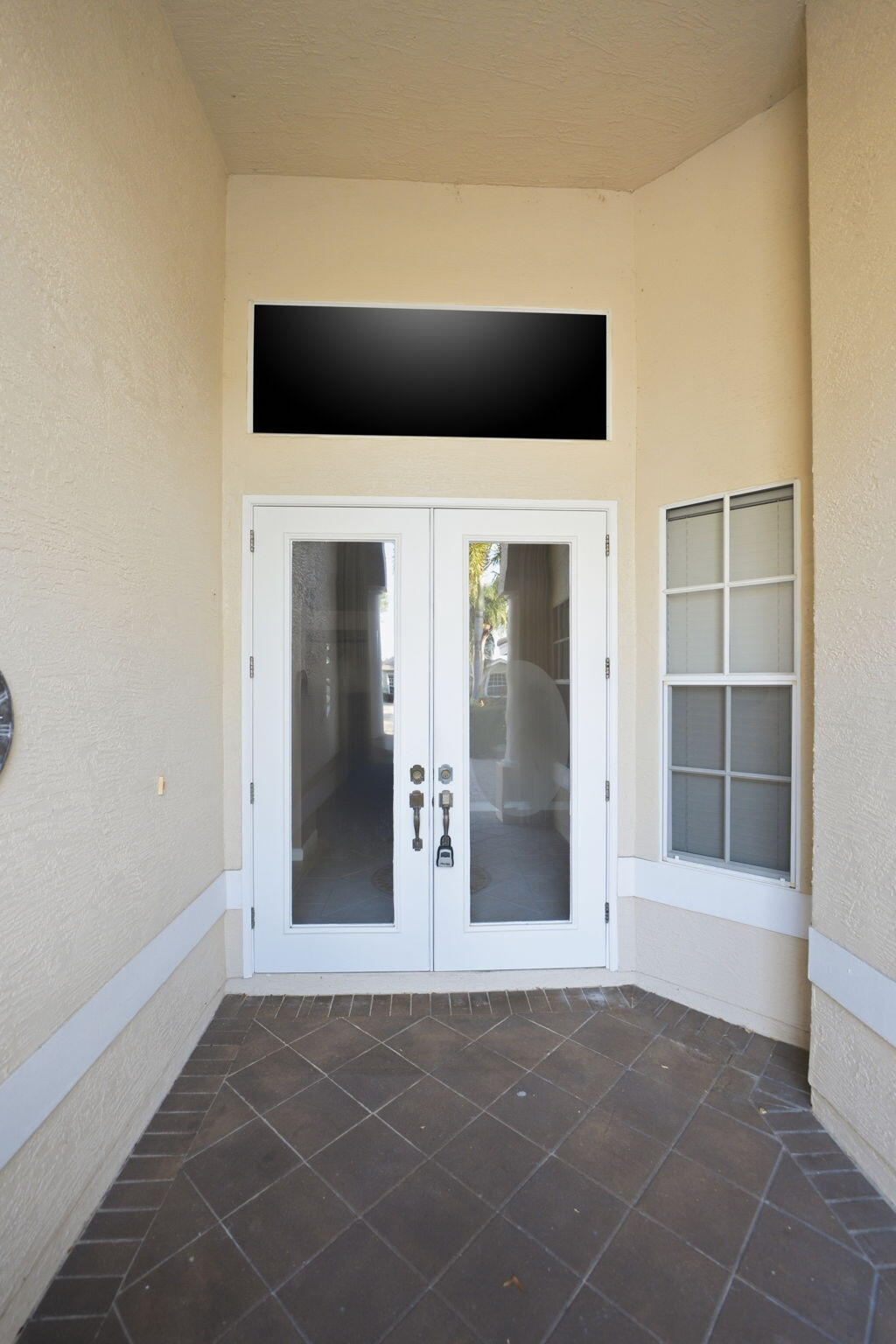 665 Sw Lake Charles Circle Property Photo 6