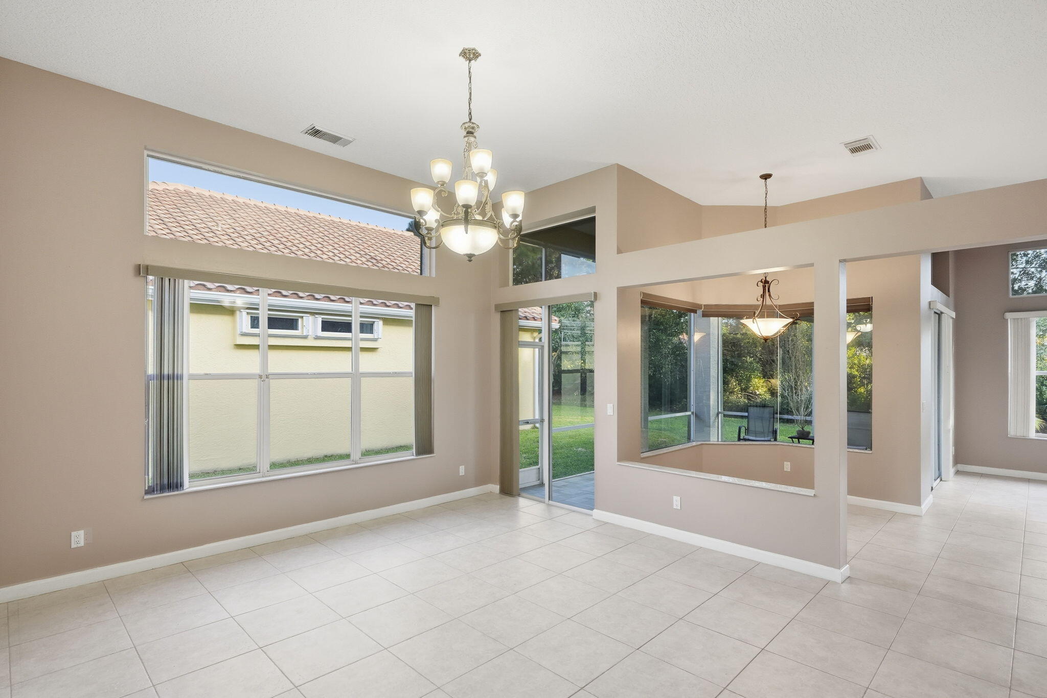 665 Sw Lake Charles Circle Property Photo 15